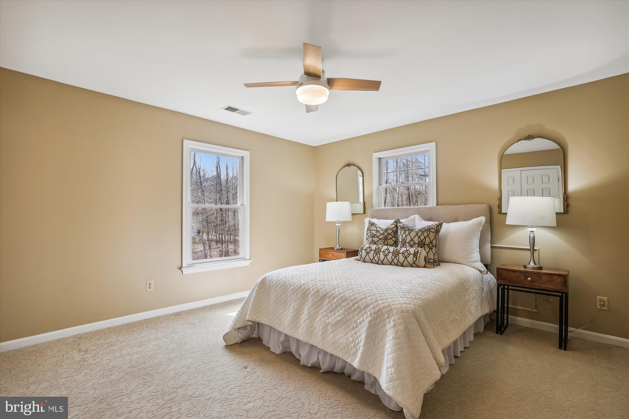 HAMPTON HILLS - Residential