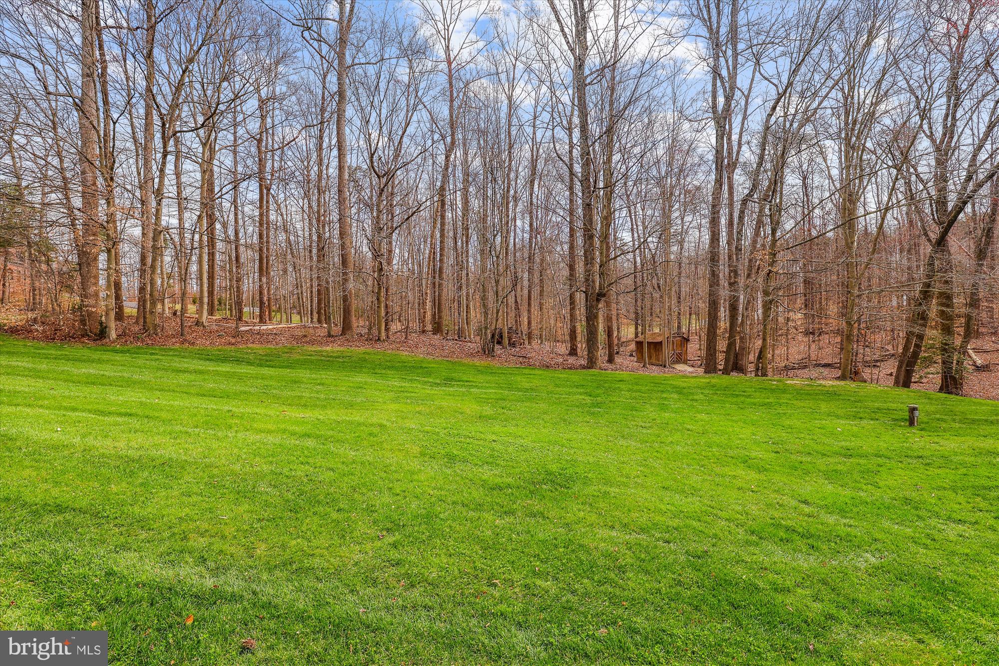 HAMPTON HILLS - Residential