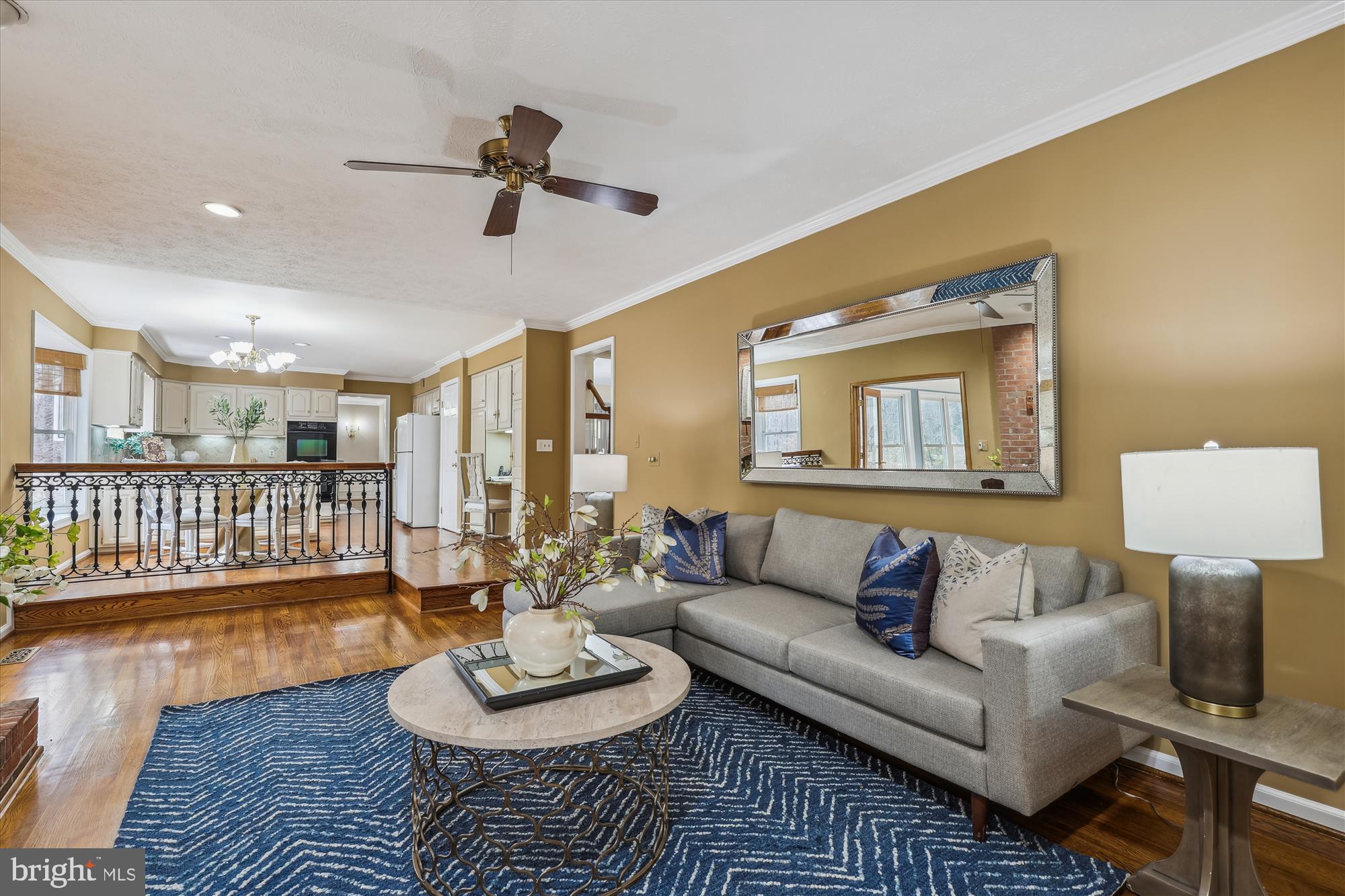 HAMPTON HILLS - Residential