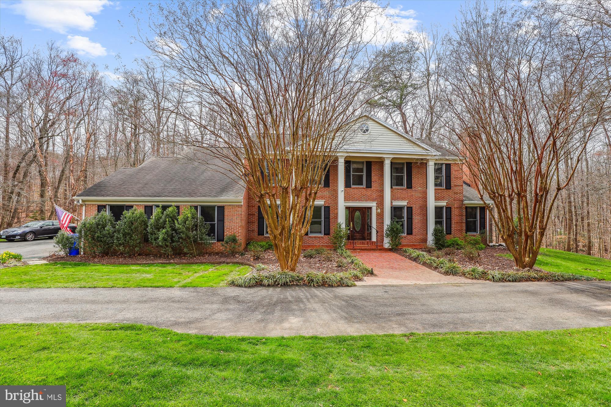 HAMPTON HILLS - Residential