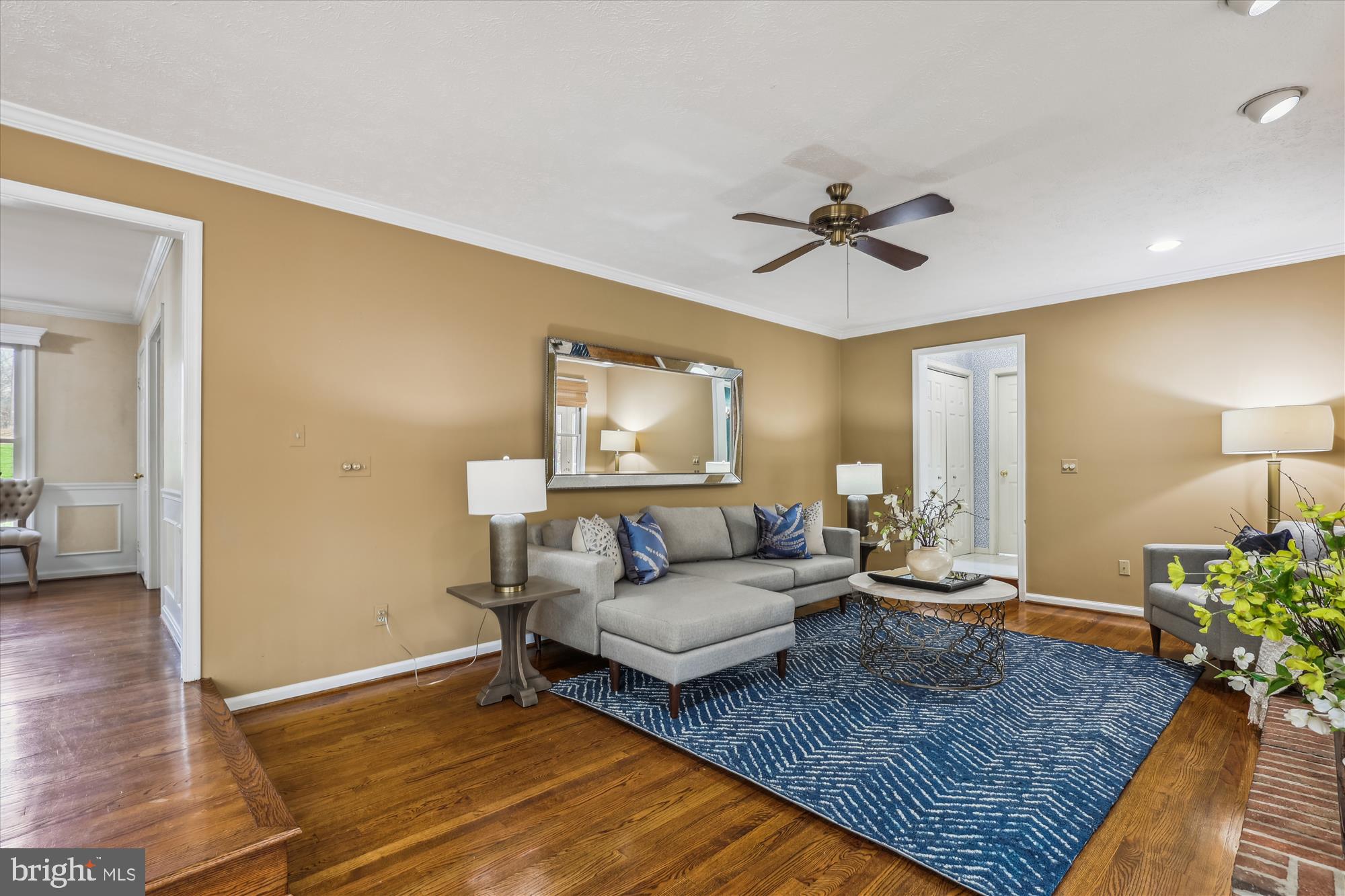 HAMPTON HILLS - Residential