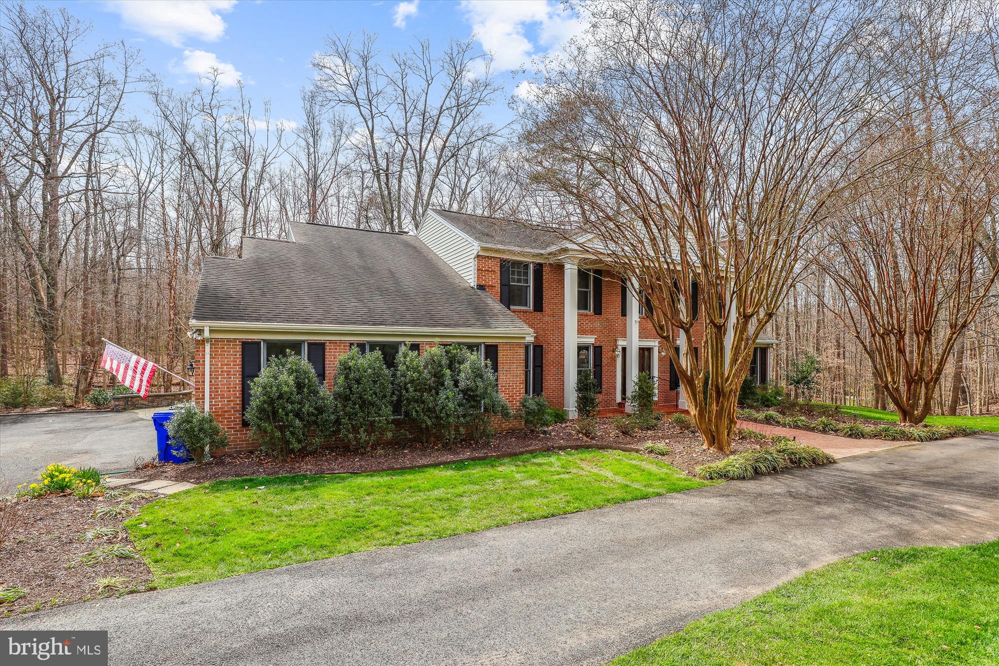 HAMPTON HILLS - Residential