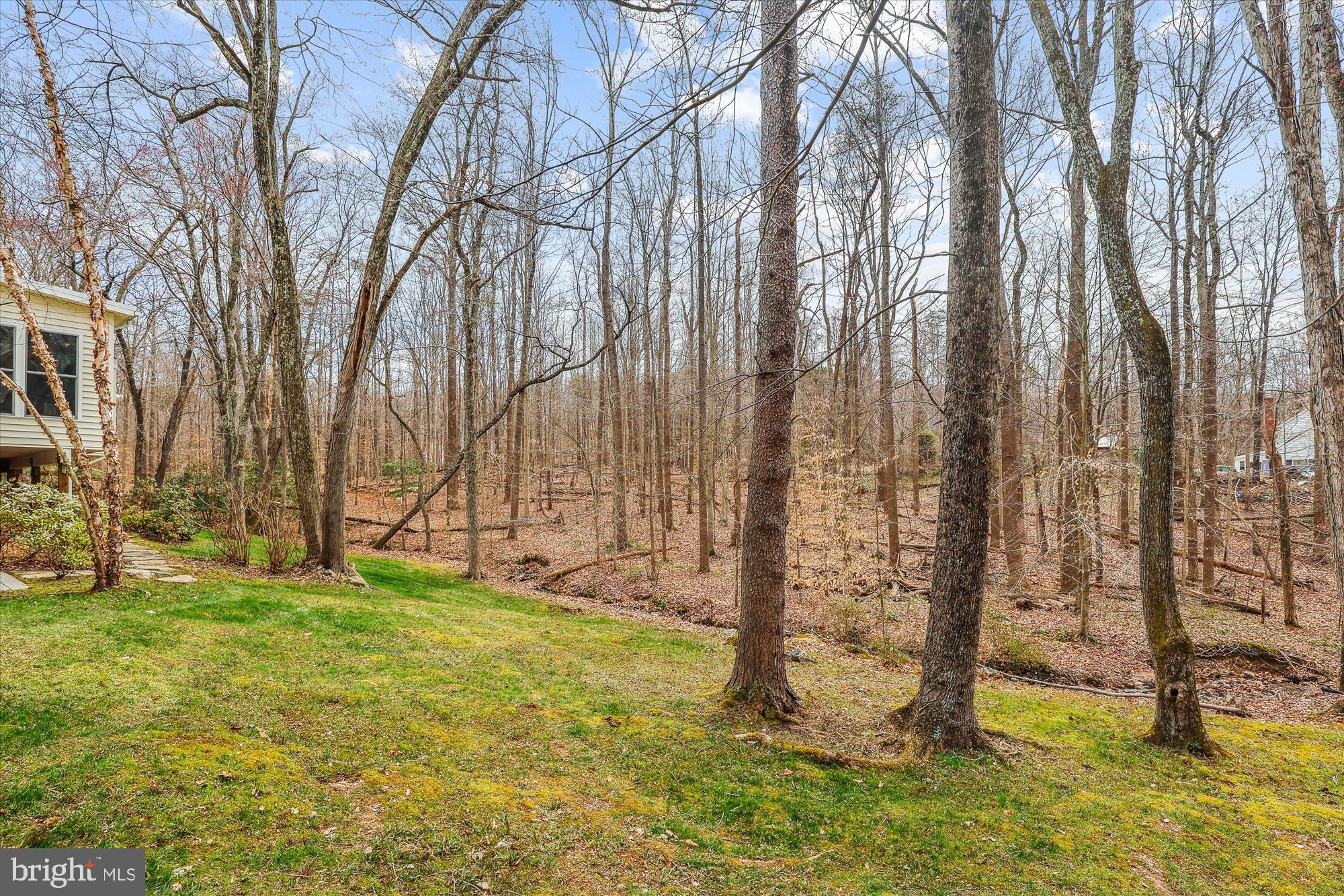 HAMPTON HILLS - Residential