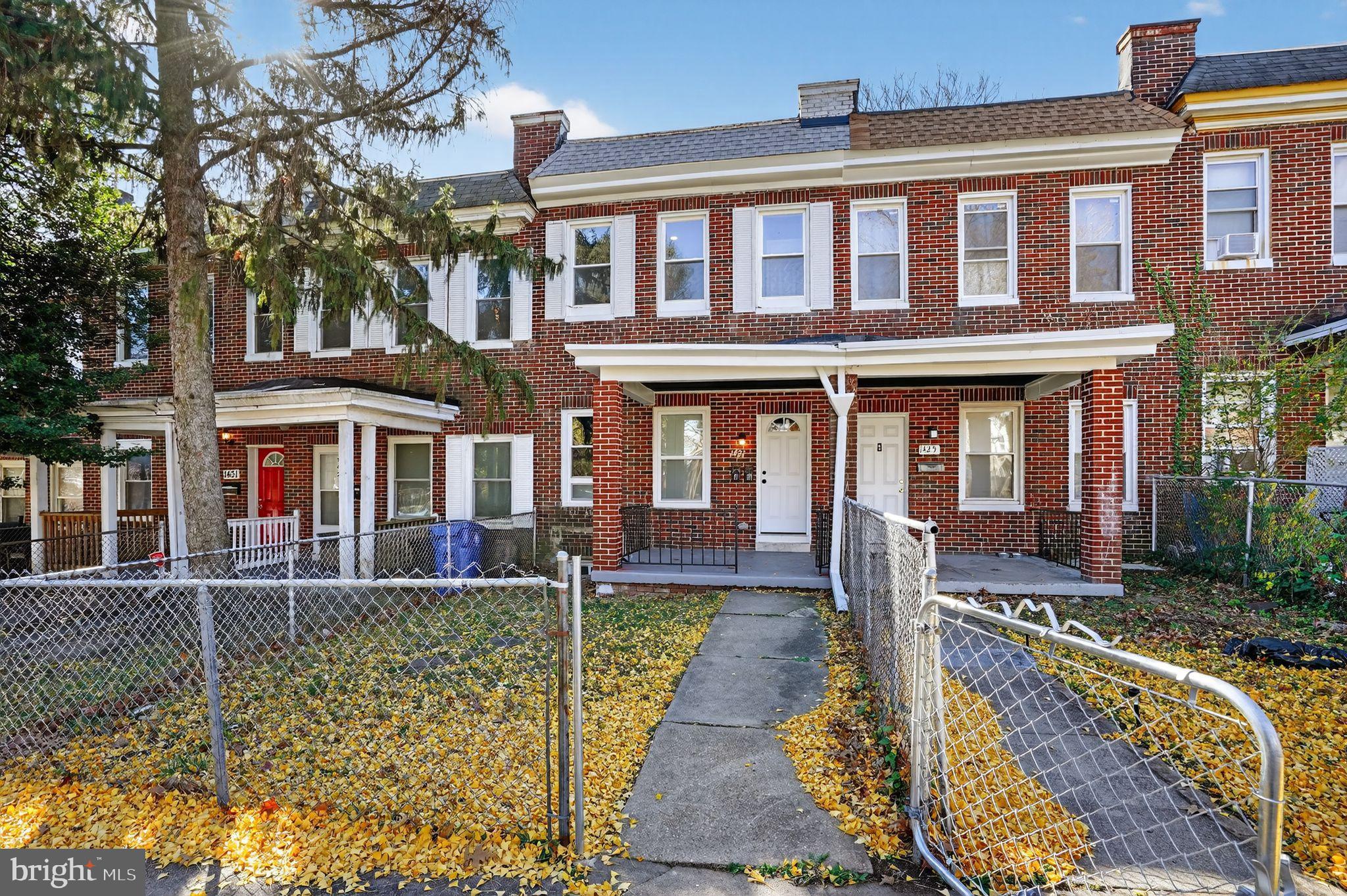 WAVERLY - Residential Income