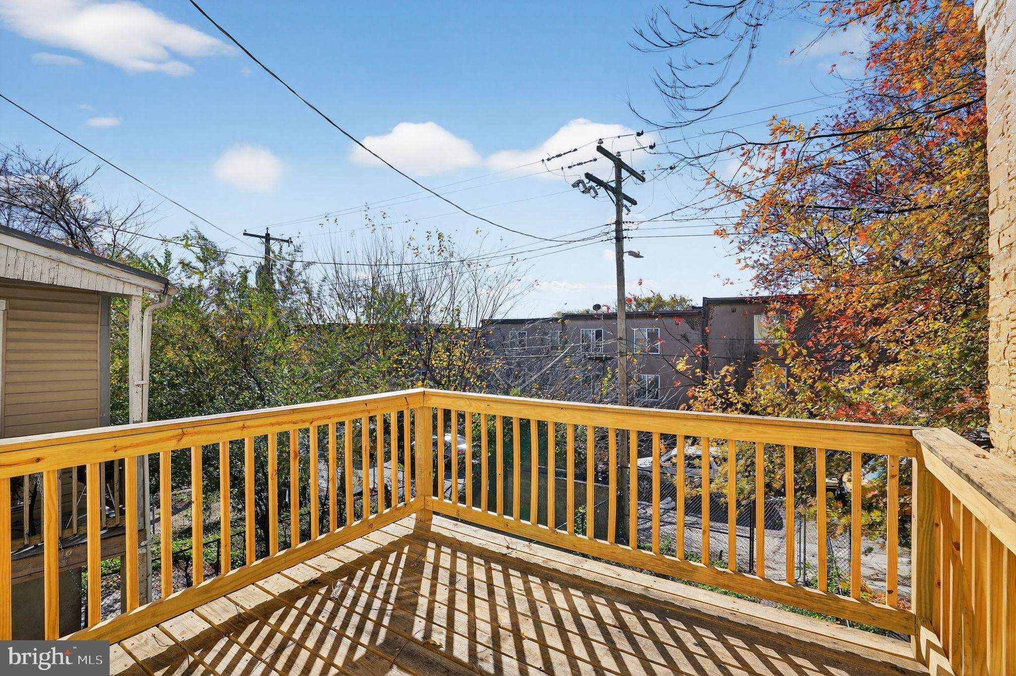 WAVERLY - Residential Income