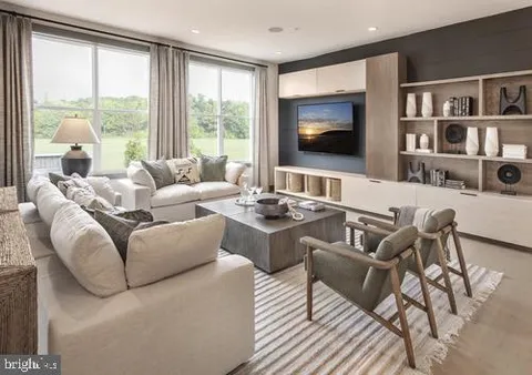 MLS: PABU2094632