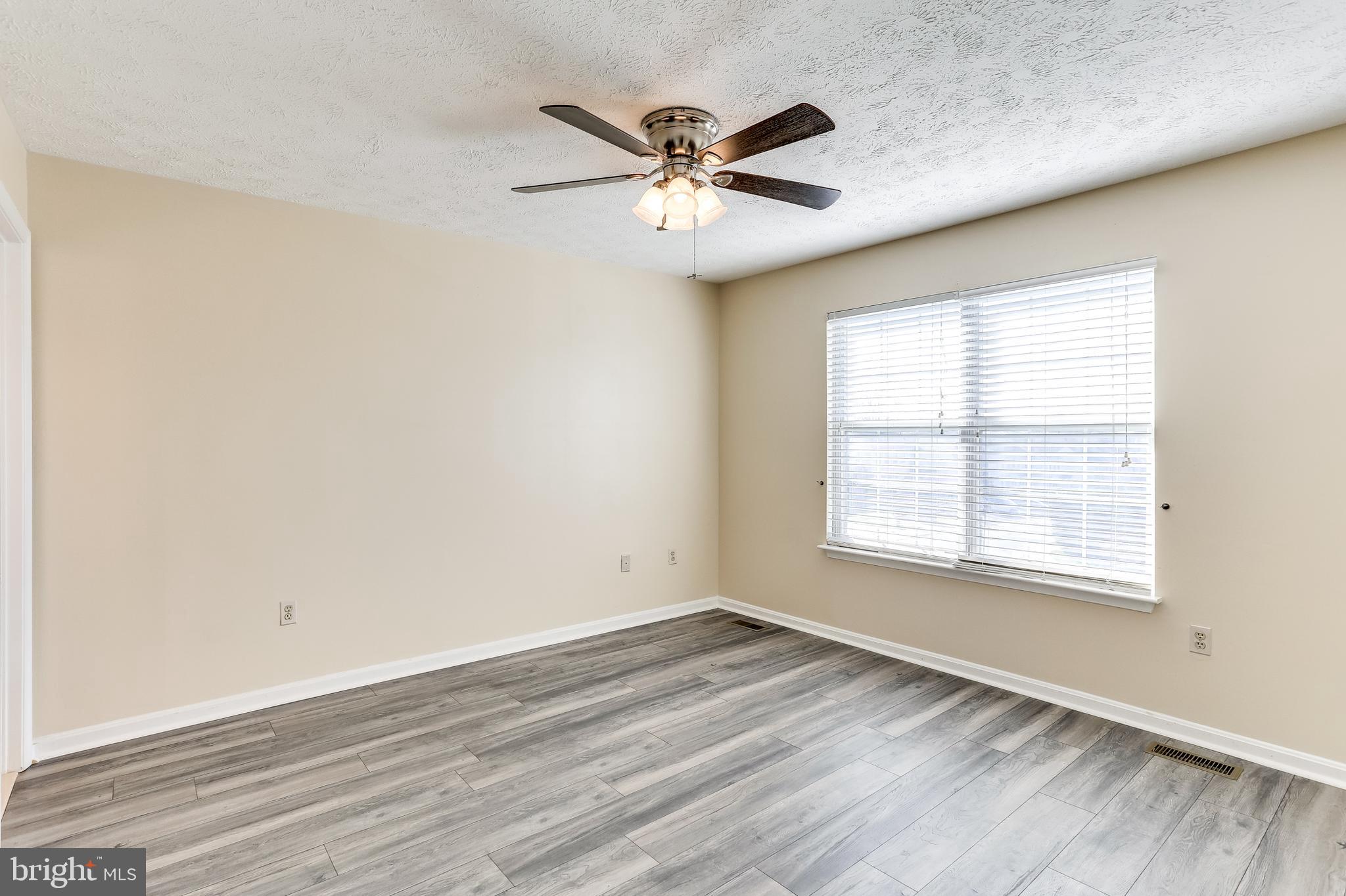 FOXBOROUGH FARMS - Residential Lease