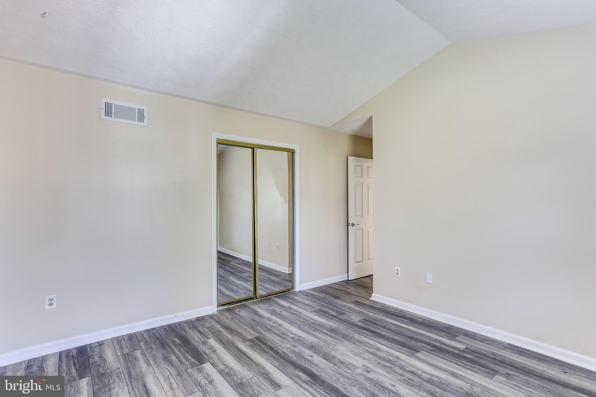 FOXBOROUGH FARMS - Residential Lease