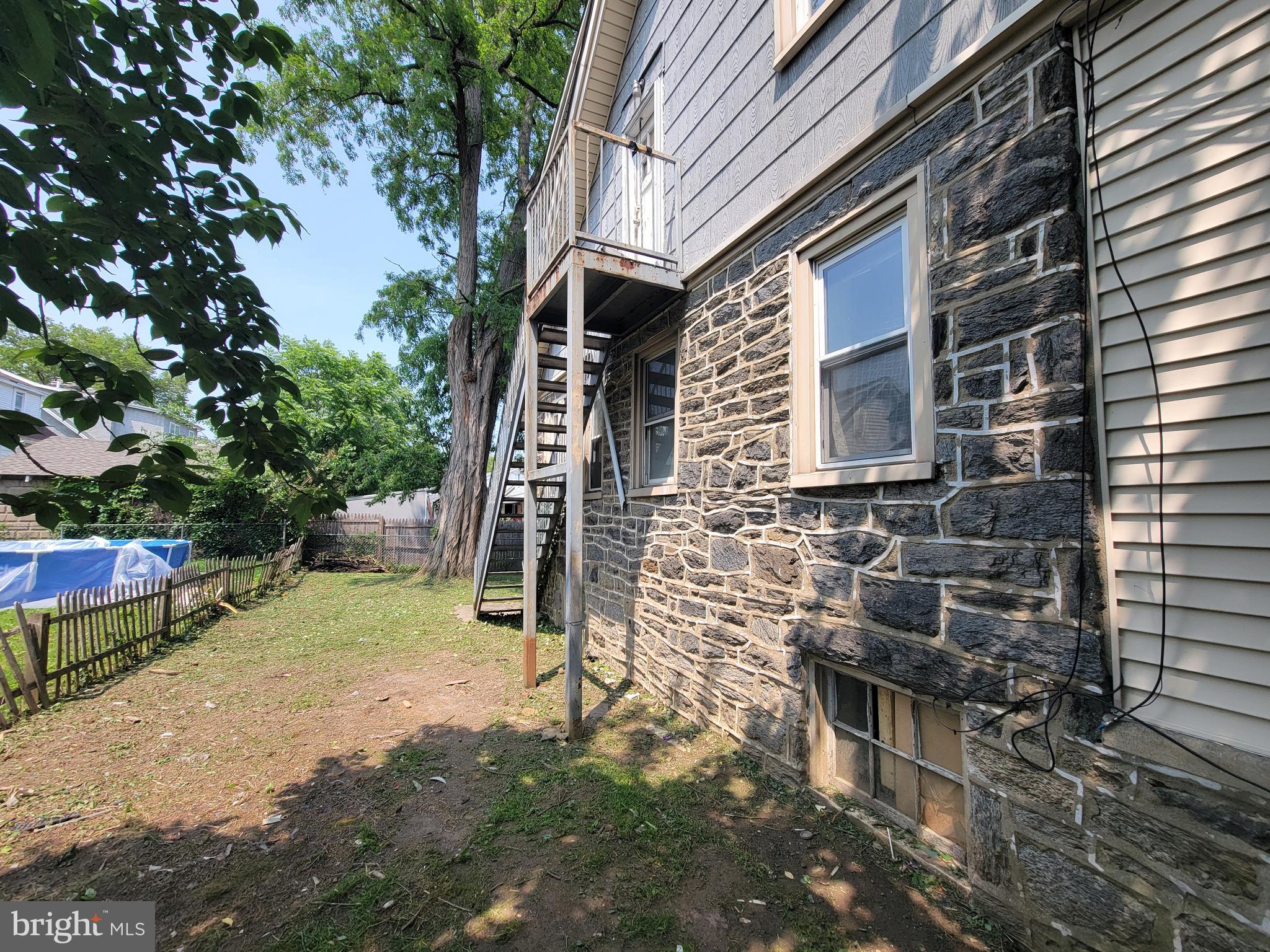 7603 W CHESTER PIKE