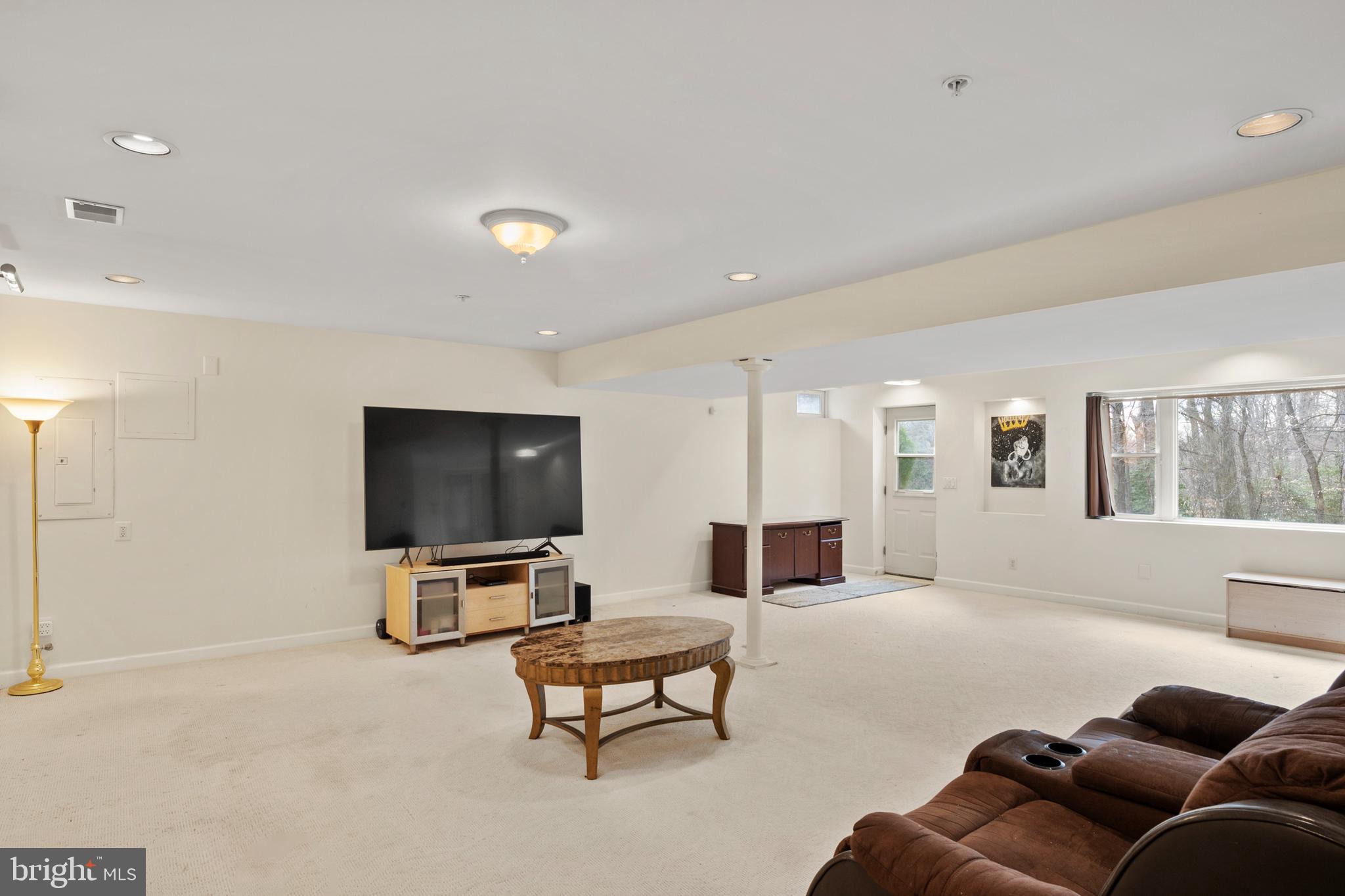 SUMMIT CREEK - Residential