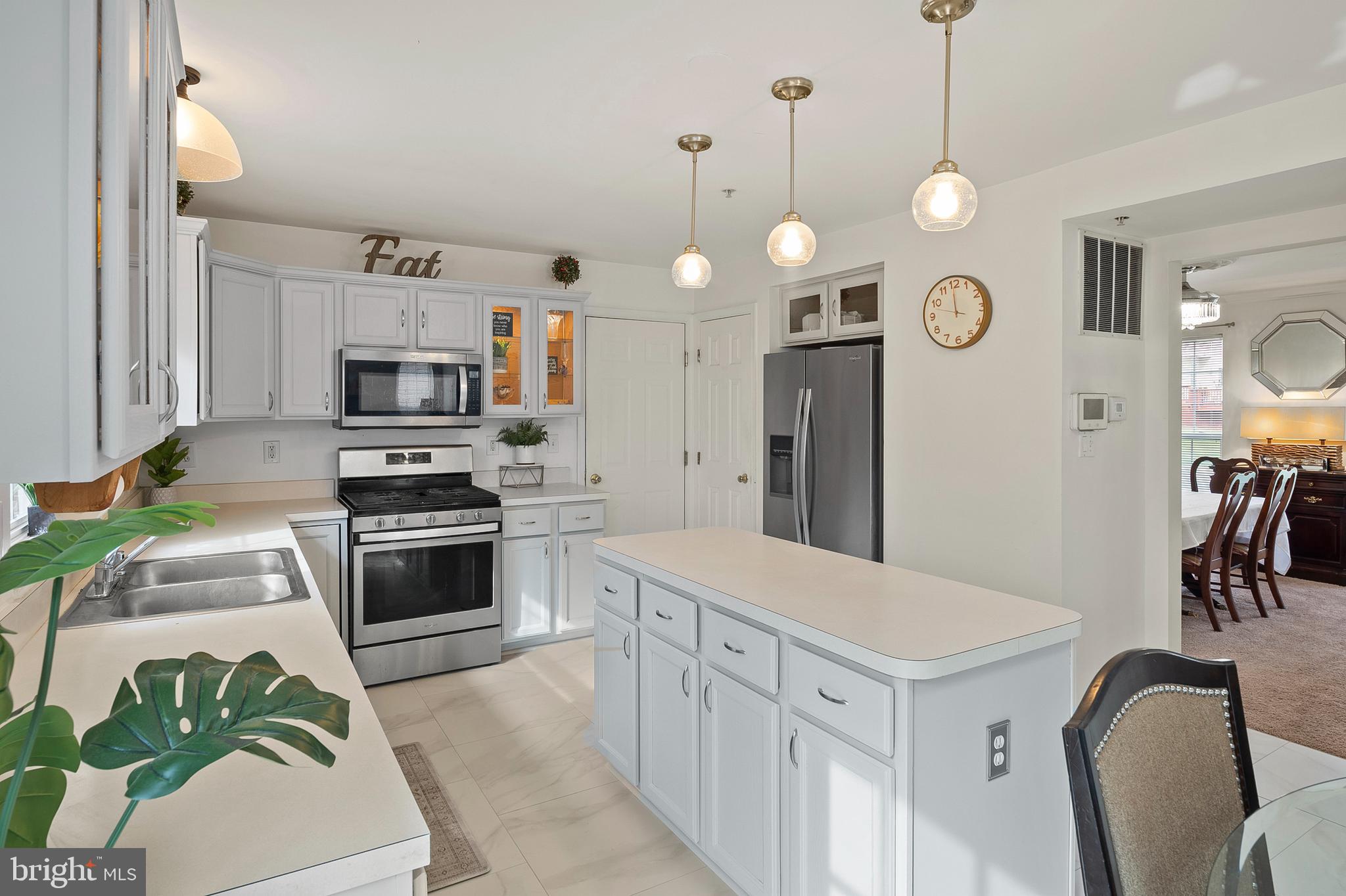 SUMMIT CREEK - Residential