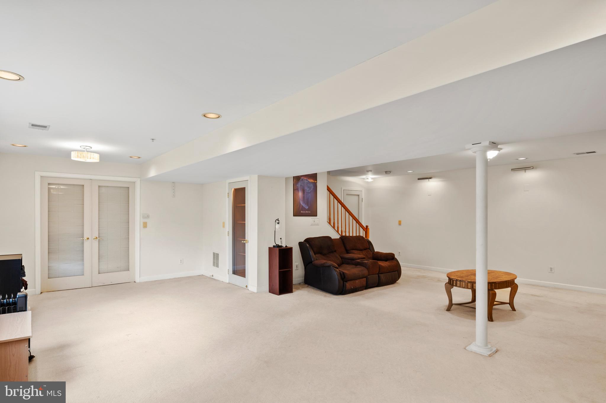 SUMMIT CREEK - Residential