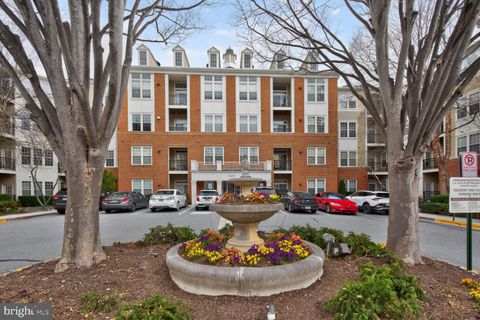 Photo of 9405 Blackwell Road #214, ROCKVILLE, MD 20850 (MLS # MDMC2224734)
