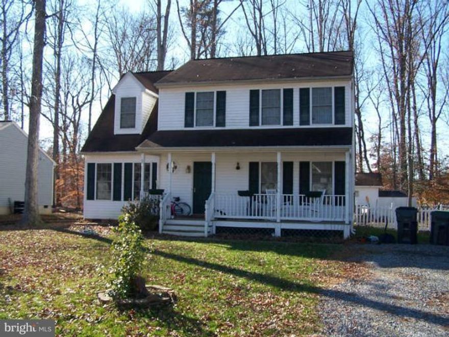 Colonial in sought after Ruffin's Pond. 3 bed rooms 2 1.2 baths.Fenced yard and play ground close by. Large storage building. Owner doing  fresh paint and some repairs asap.  Excuse our mess while we ready for next tenant .Yard work ordered but due to weather we are on hold., House will be in tip top shape for March 1 delivery Close to VRE and shopping