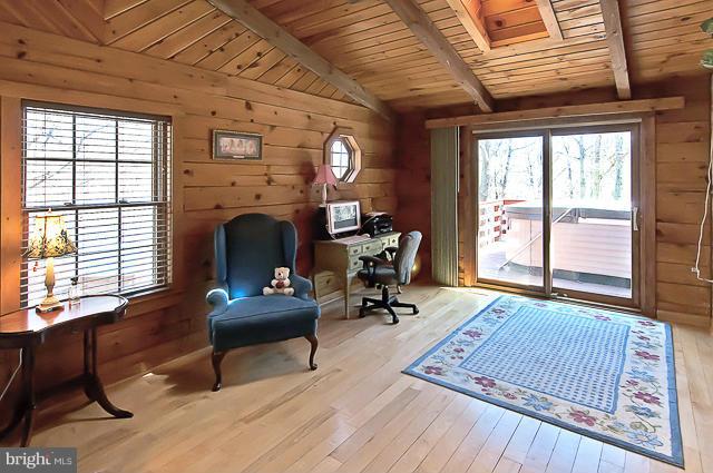 BEAR HOLLOW - Residential
