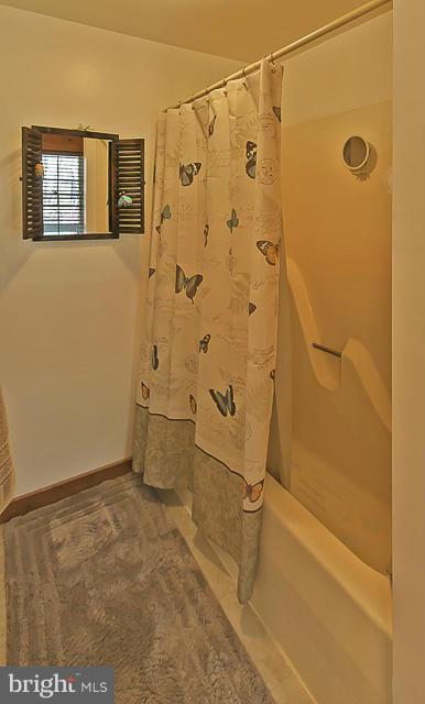BEAR HOLLOW - Residential
