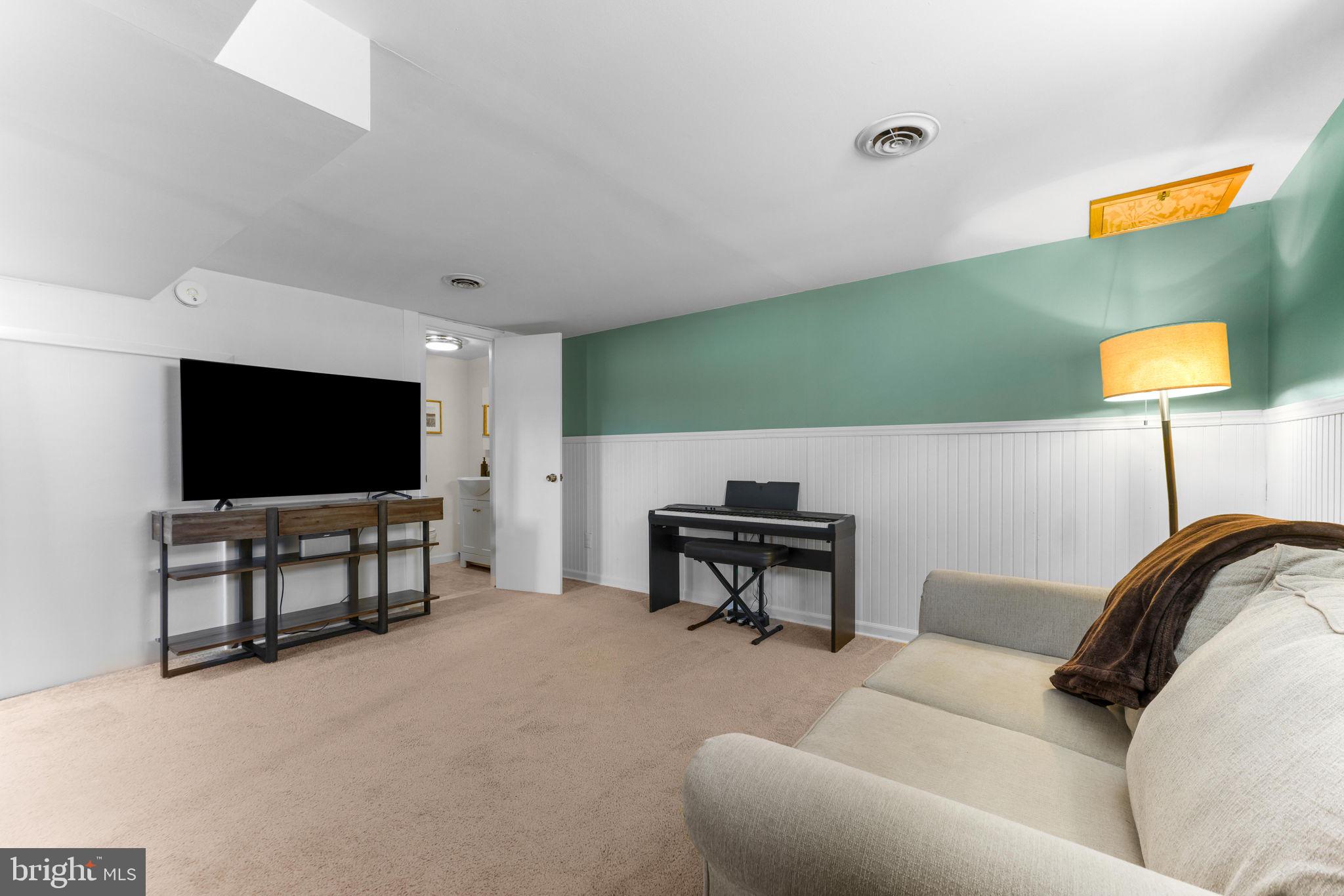 LUTHERVILLE - Residential