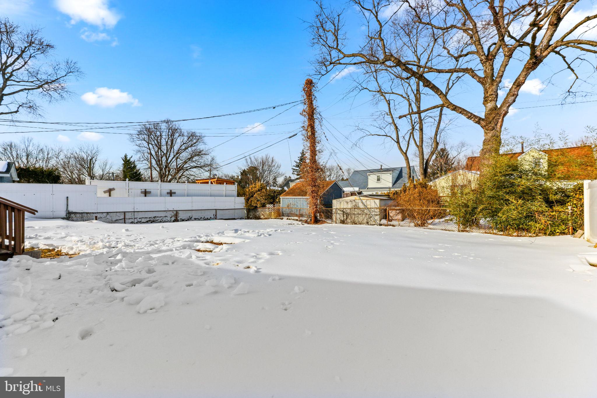 LUTHERVILLE - Residential