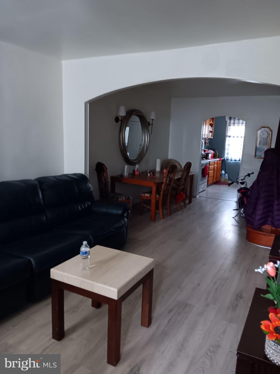 MILL HILL - Residential
