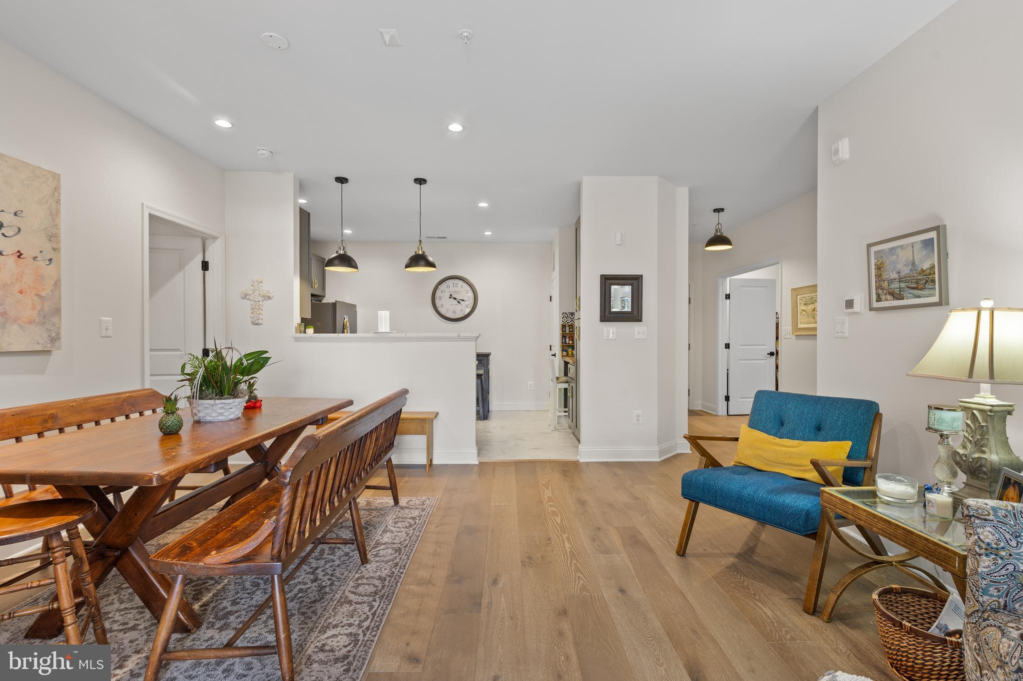 CHRISTOPHER AT CEDAR LAKES - Residential Lease