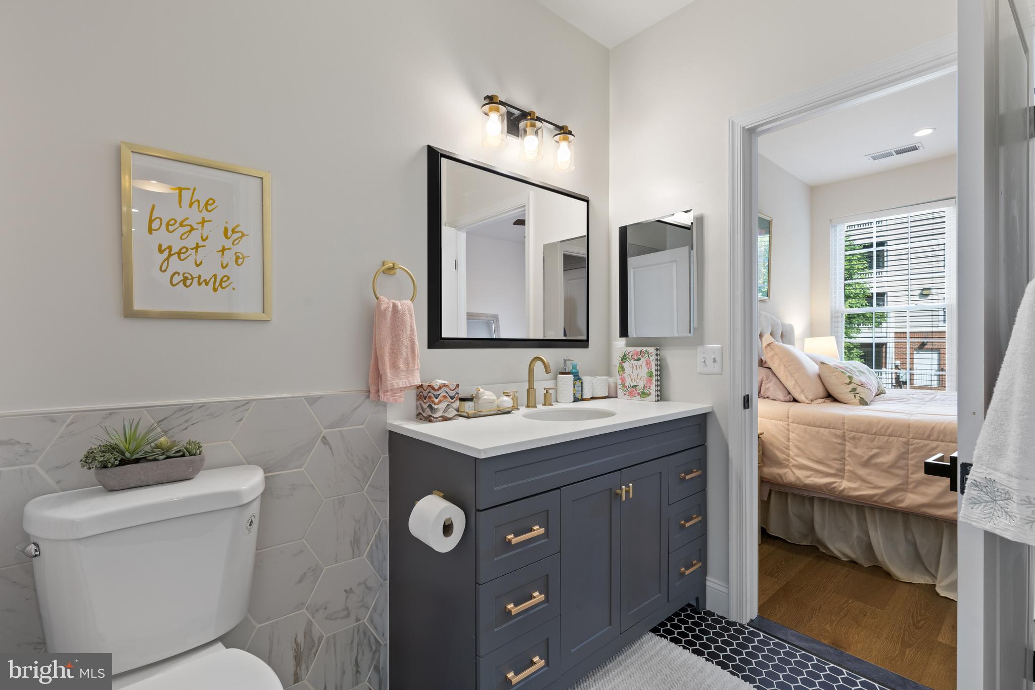 CHRISTOPHER AT CEDAR LAKES - Residential Lease