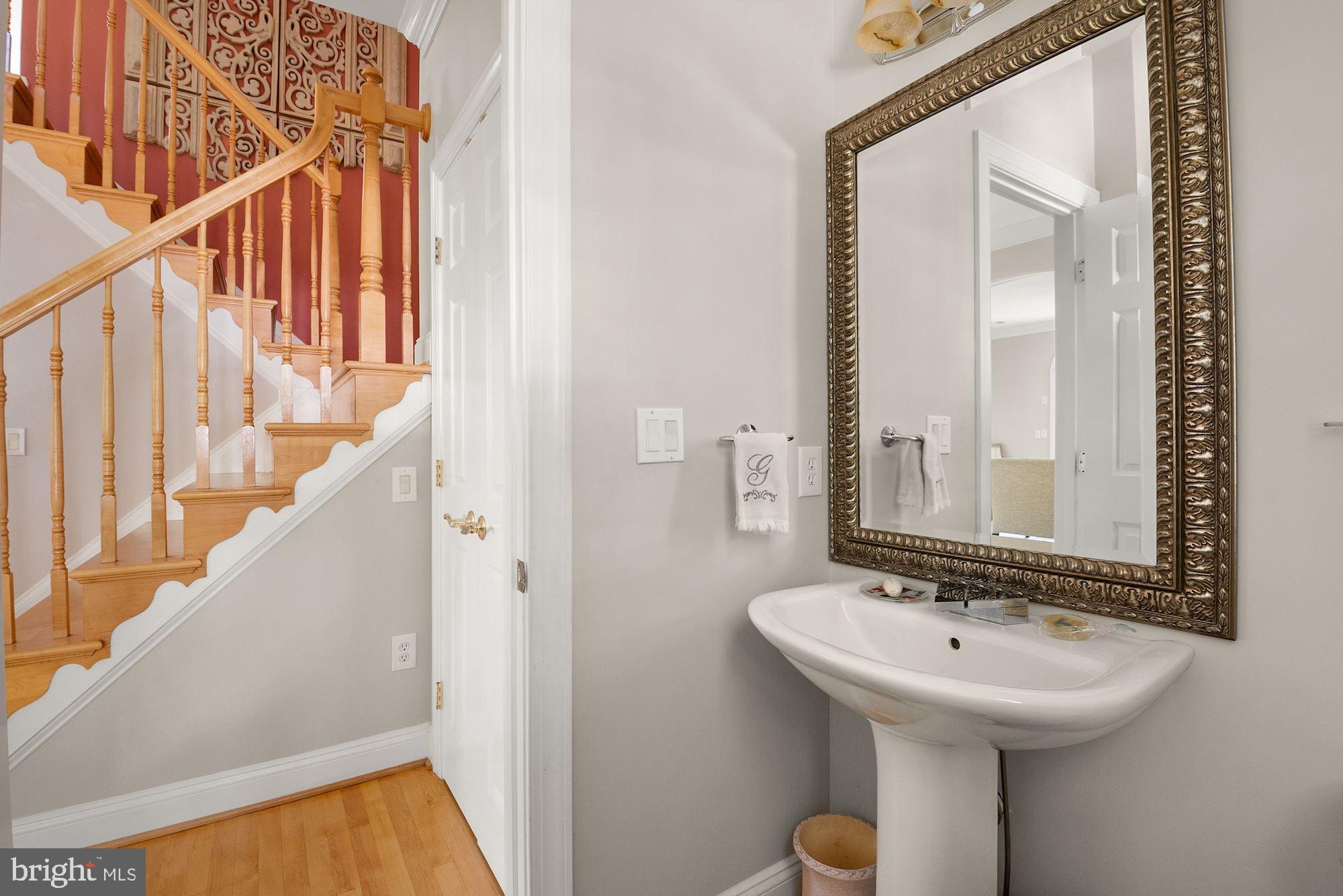 EASTPORT - Residential