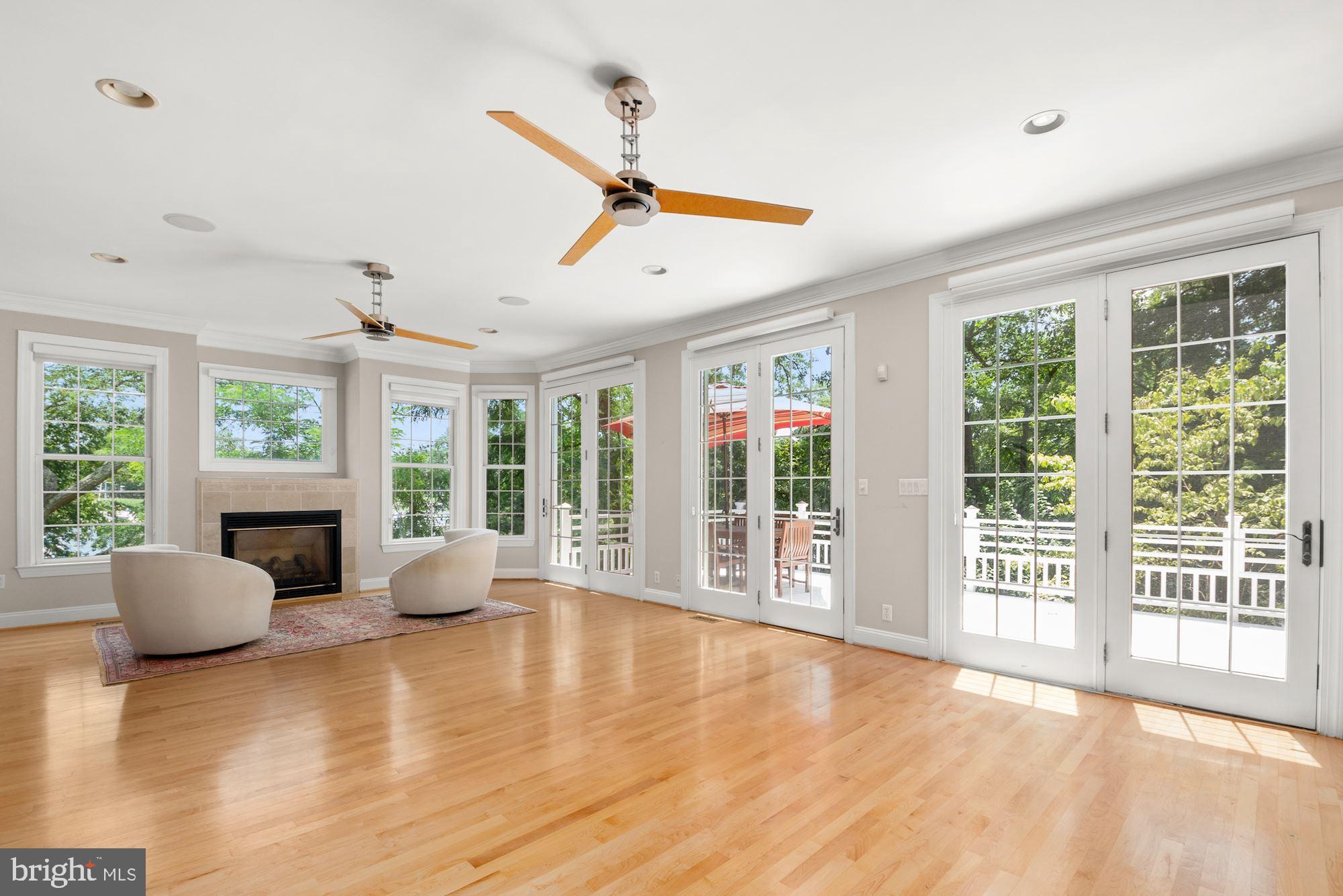 EASTPORT - Residential