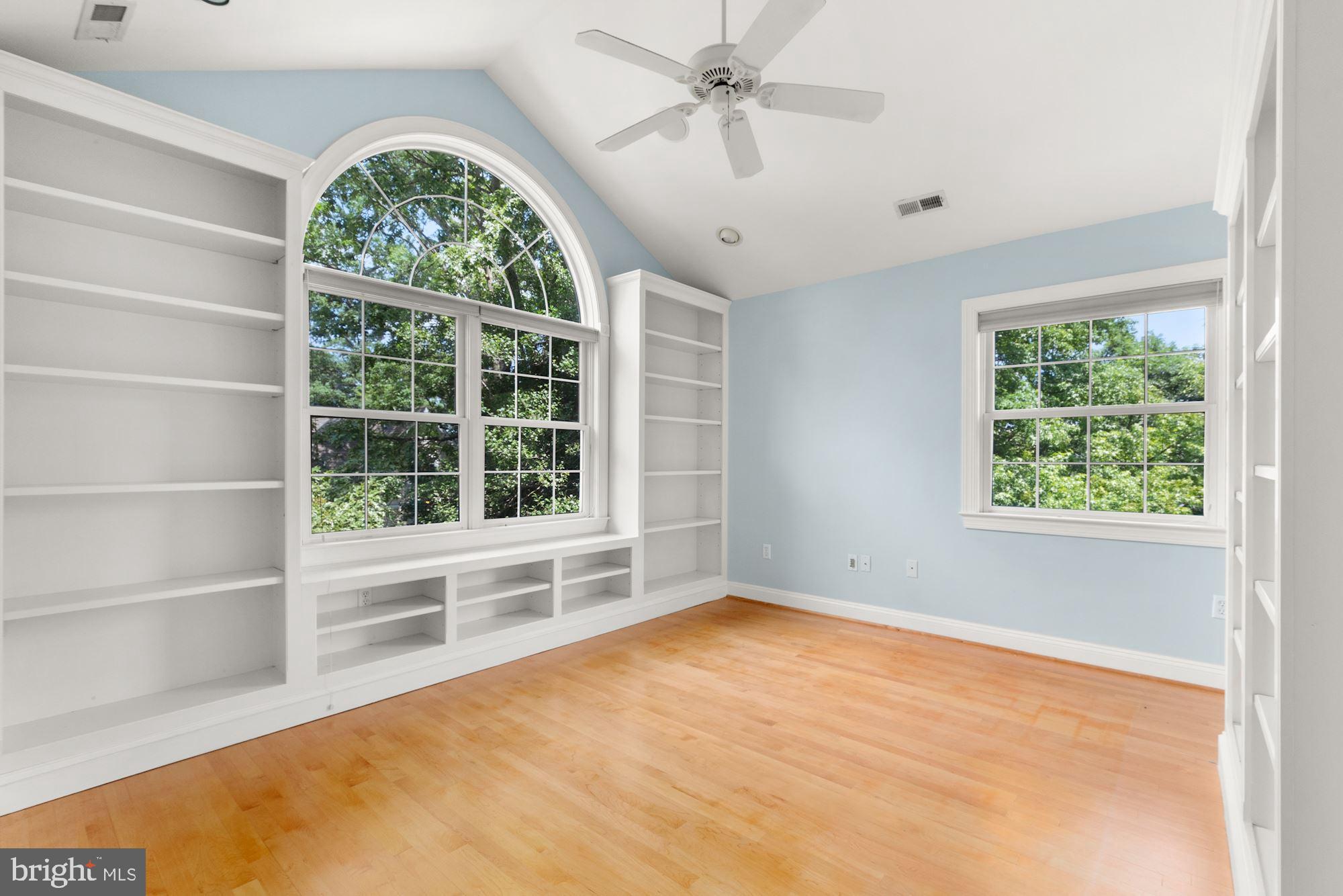 EASTPORT - Residential