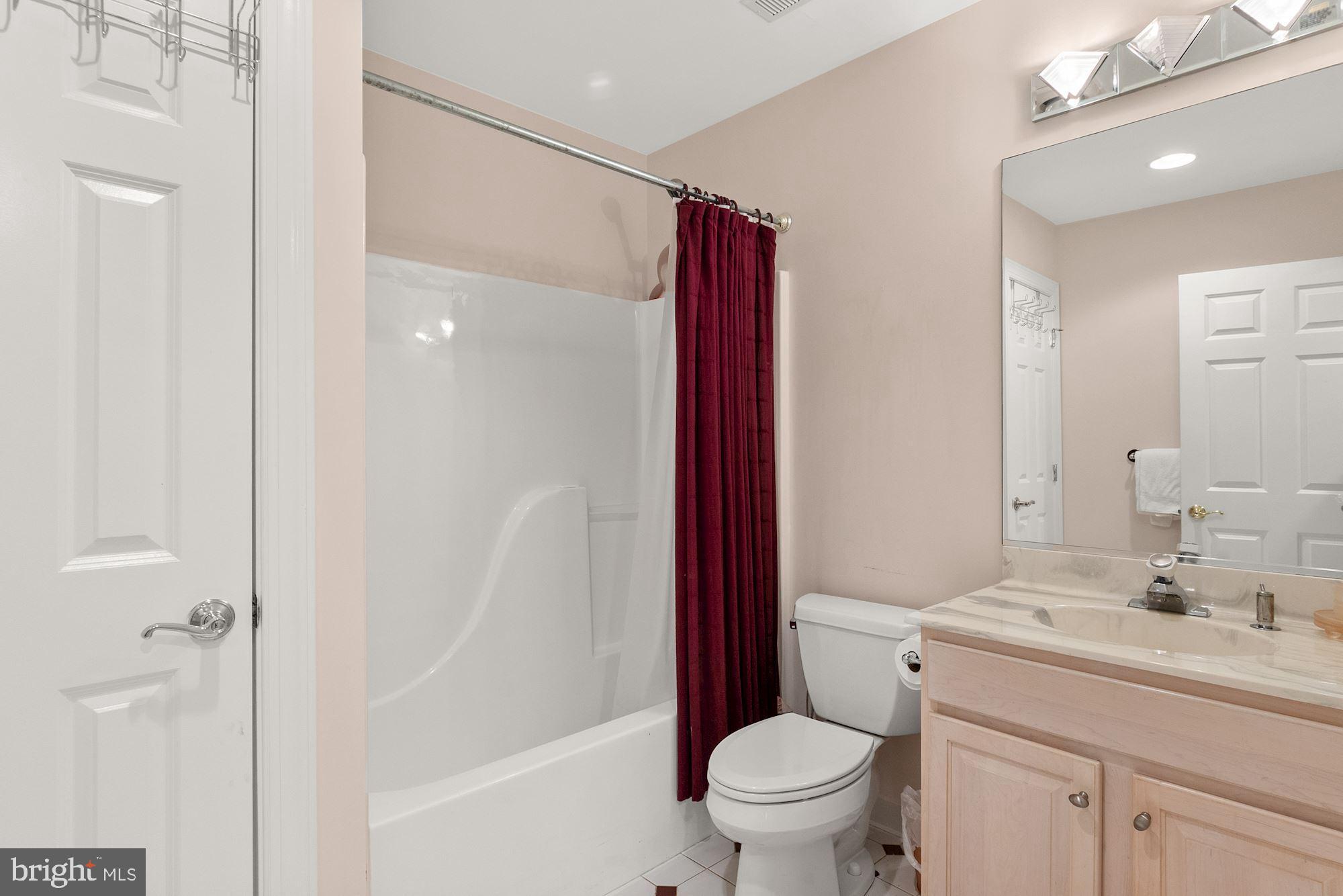 EASTPORT - Residential