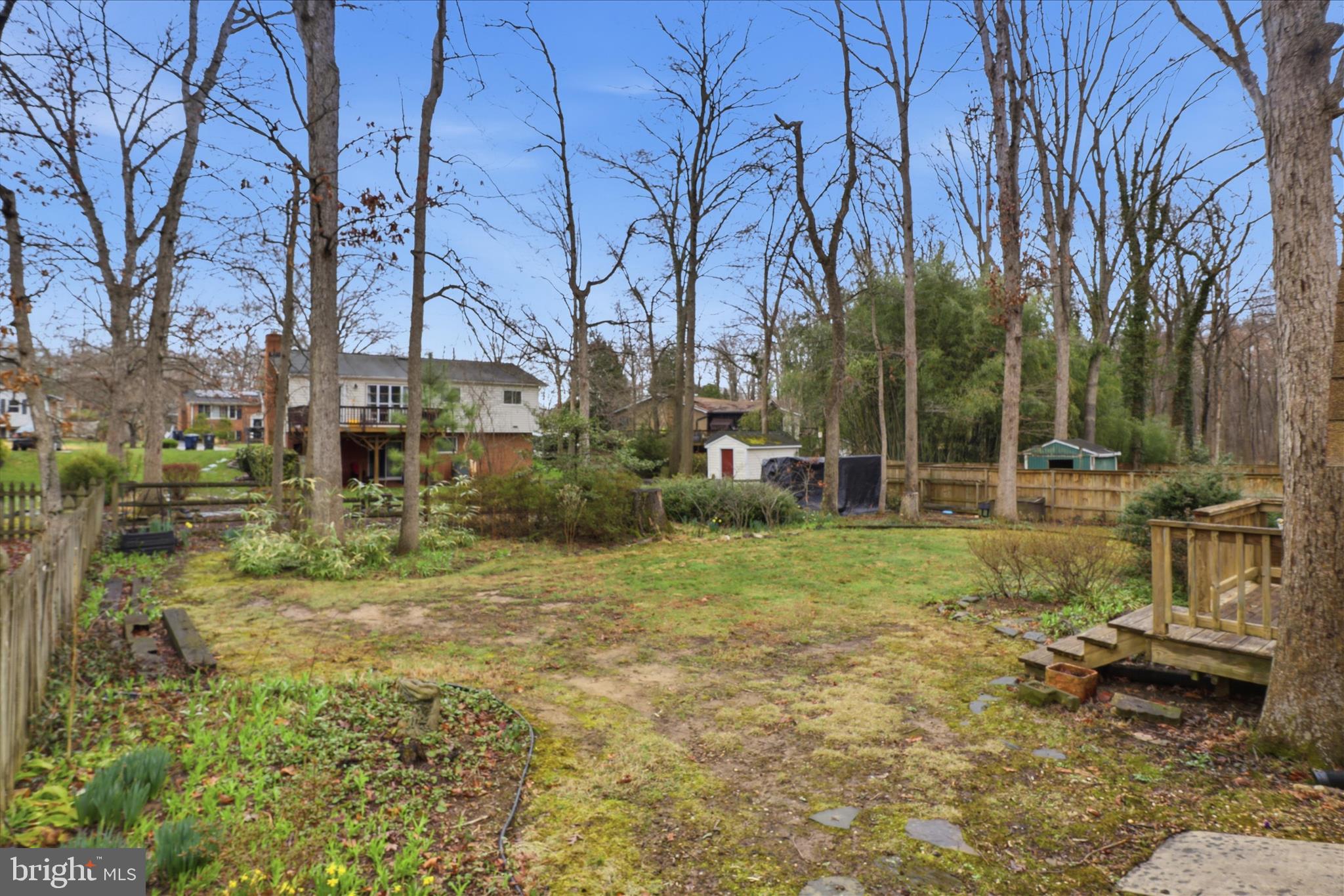 HILLMEADE MANOR - Residential