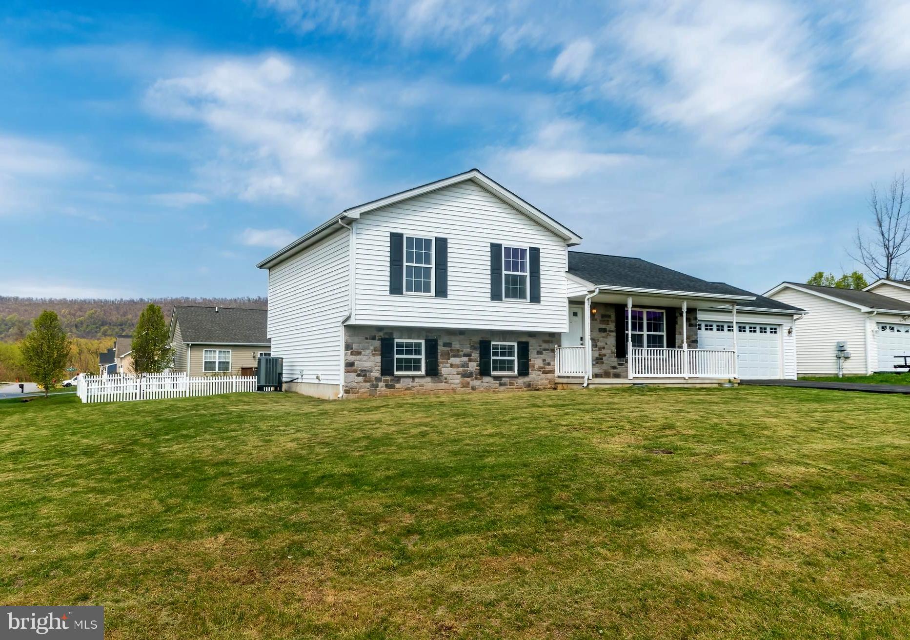 BUTLERS BRIDGE - Residential