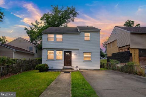 2111 OHIO LANDOVER MD 20785