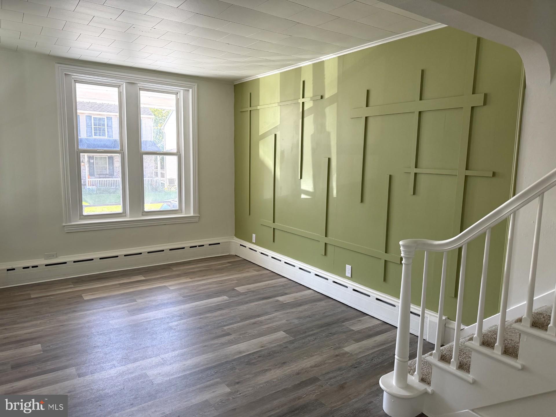 134 W WALNUT STREET