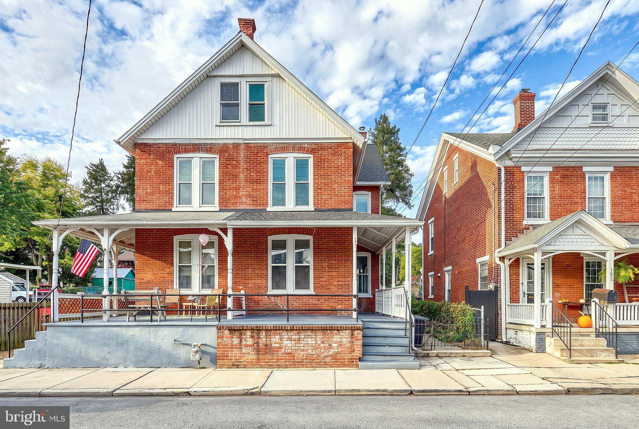 134 W WALNUT STREET