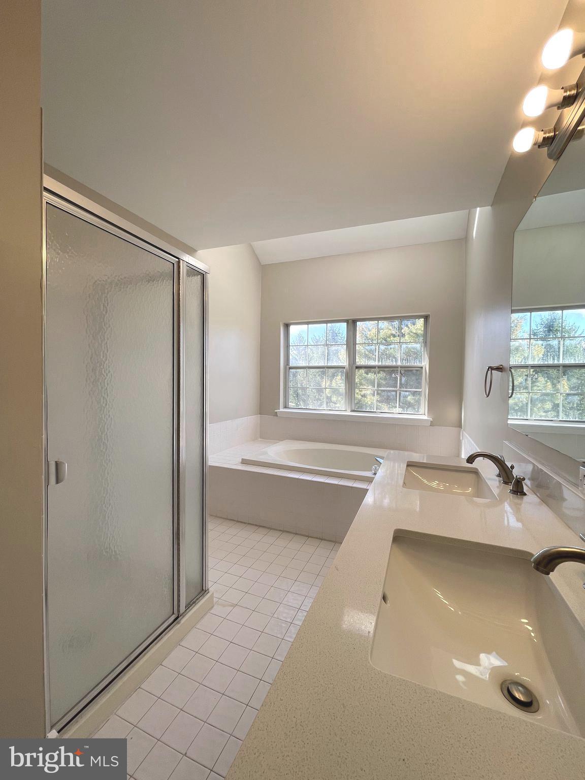 FOX RIDGE - Residential