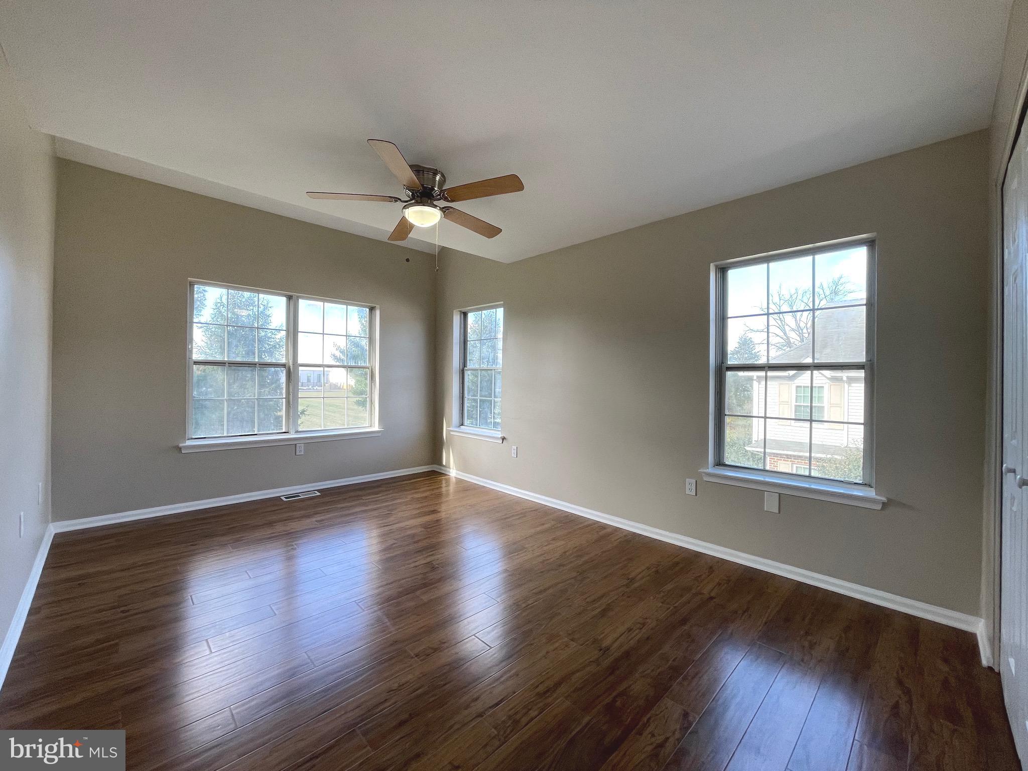 FOX RIDGE - Residential
