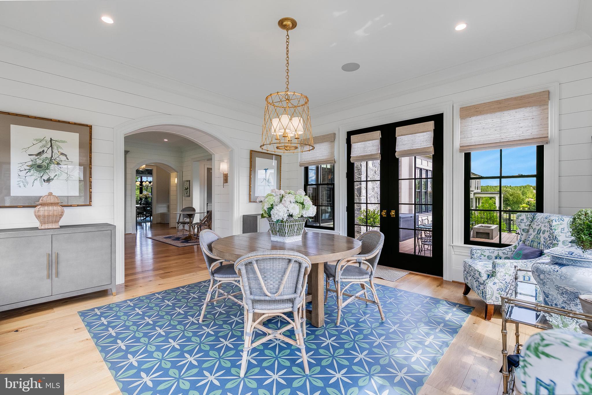 CREIGHTON FARMS - Residential