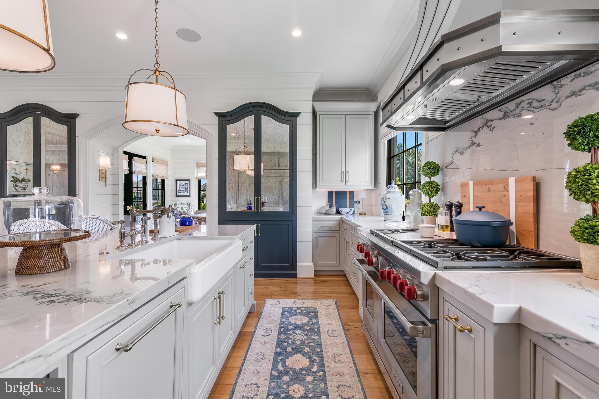 CREIGHTON FARMS - Residential