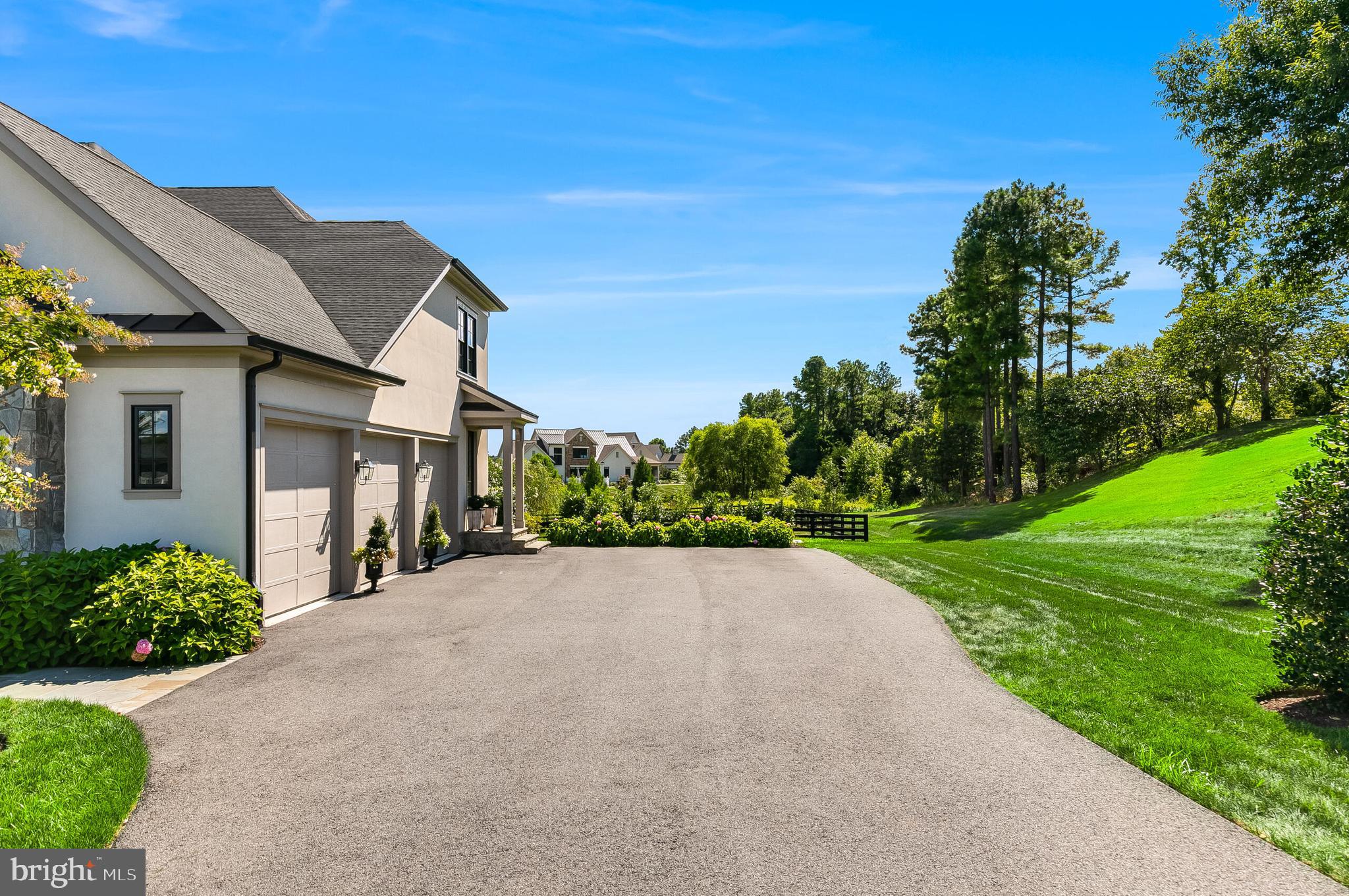 CREIGHTON FARMS - Residential