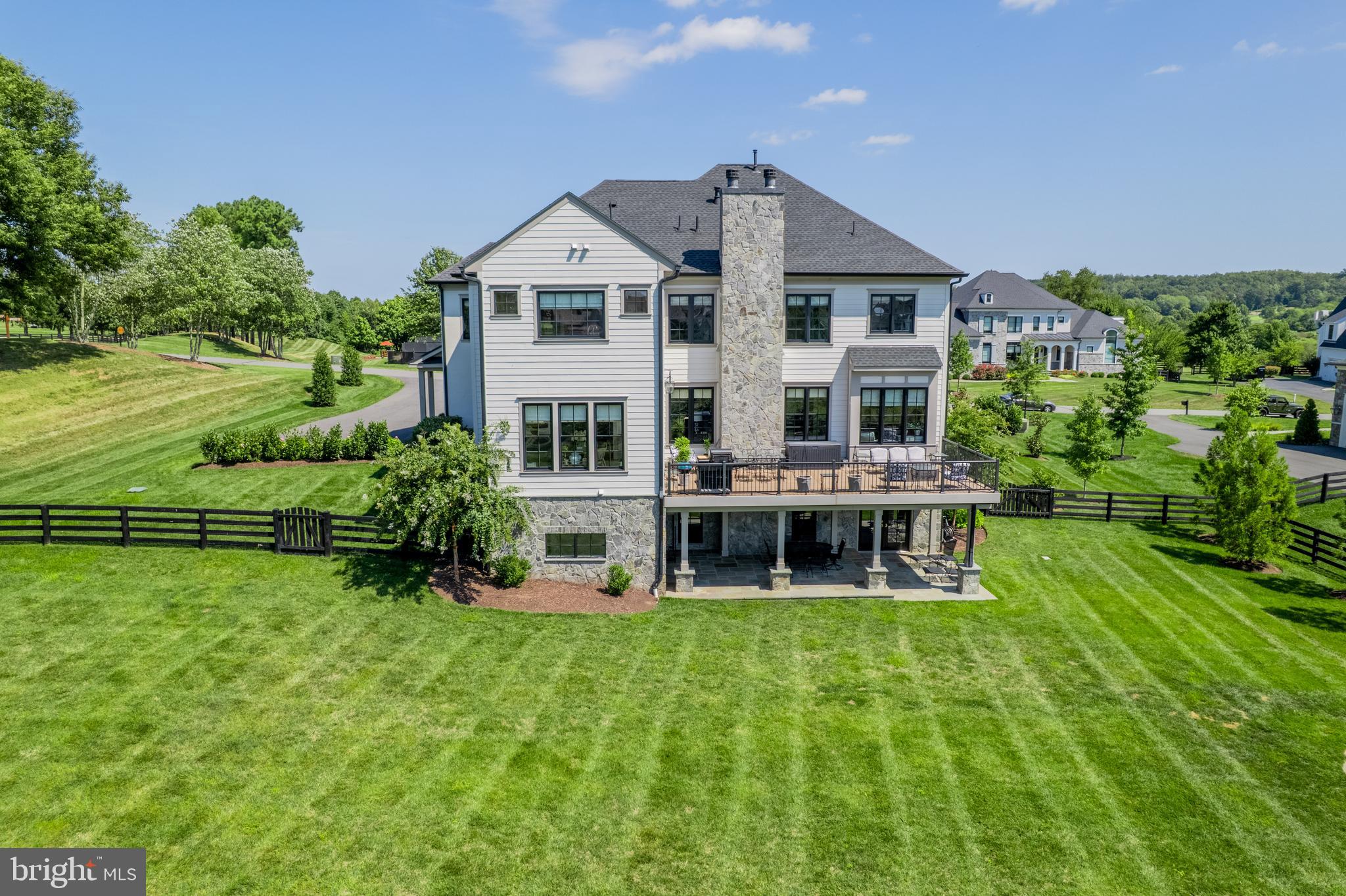 CREIGHTON FARMS - Residential