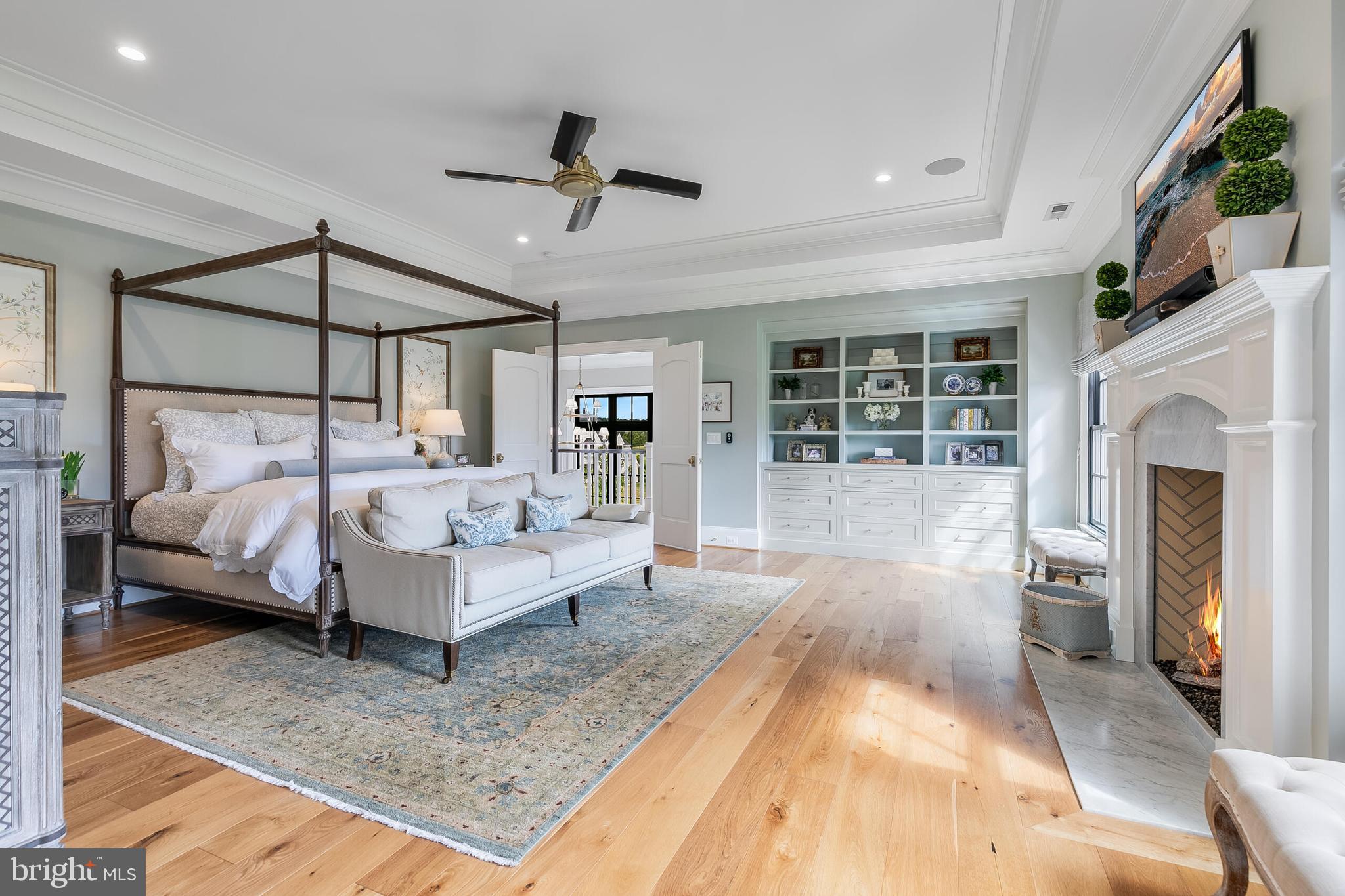 CREIGHTON FARMS - Residential