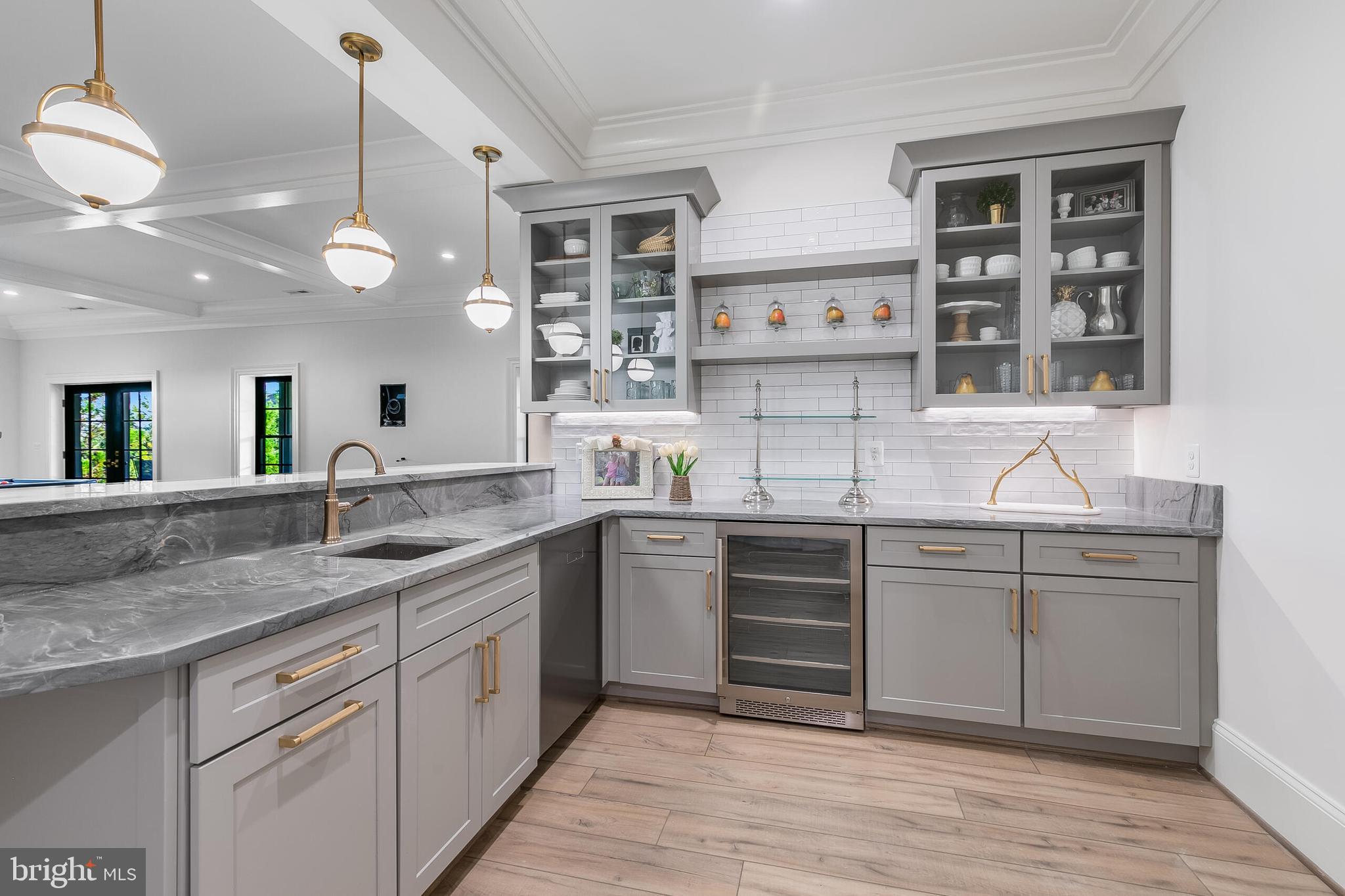 CREIGHTON FARMS - Residential