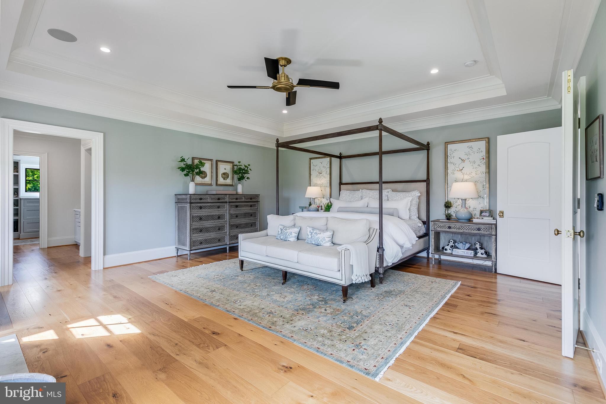 CREIGHTON FARMS - Residential