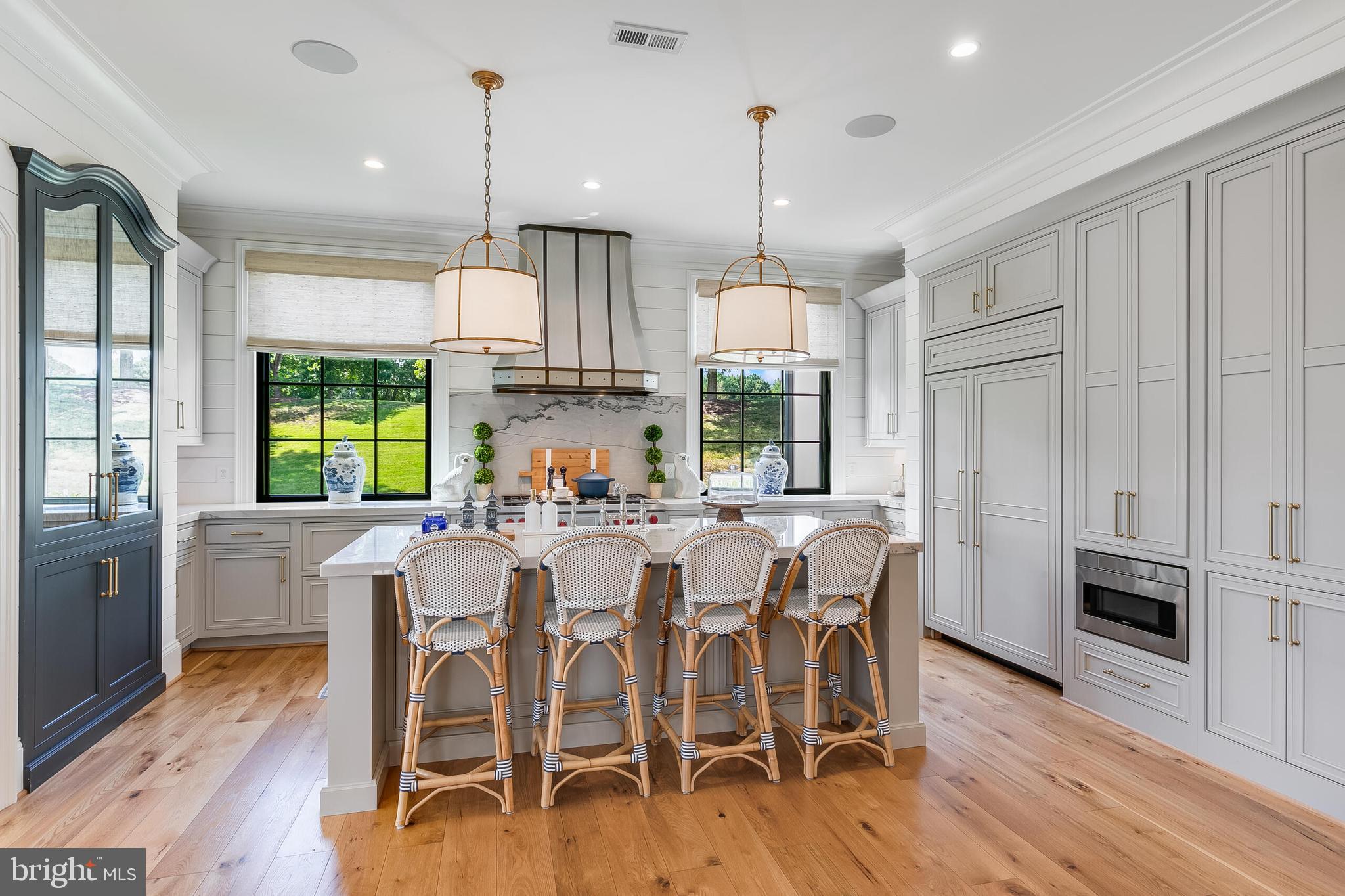 CREIGHTON FARMS - Residential