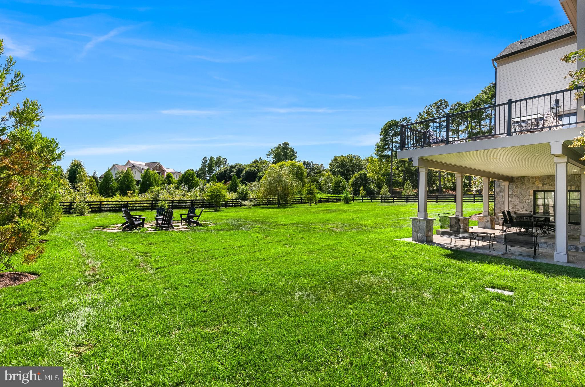 CREIGHTON FARMS - Residential