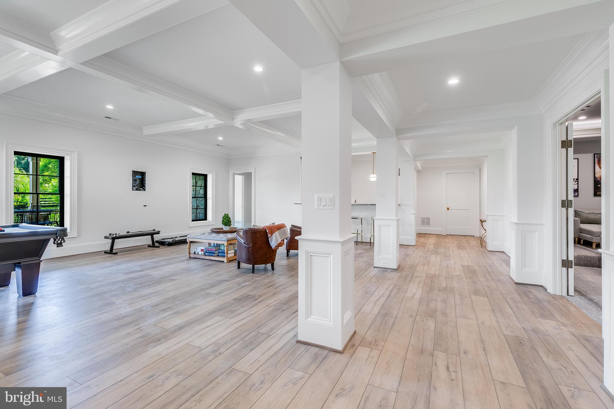 CREIGHTON FARMS - Residential