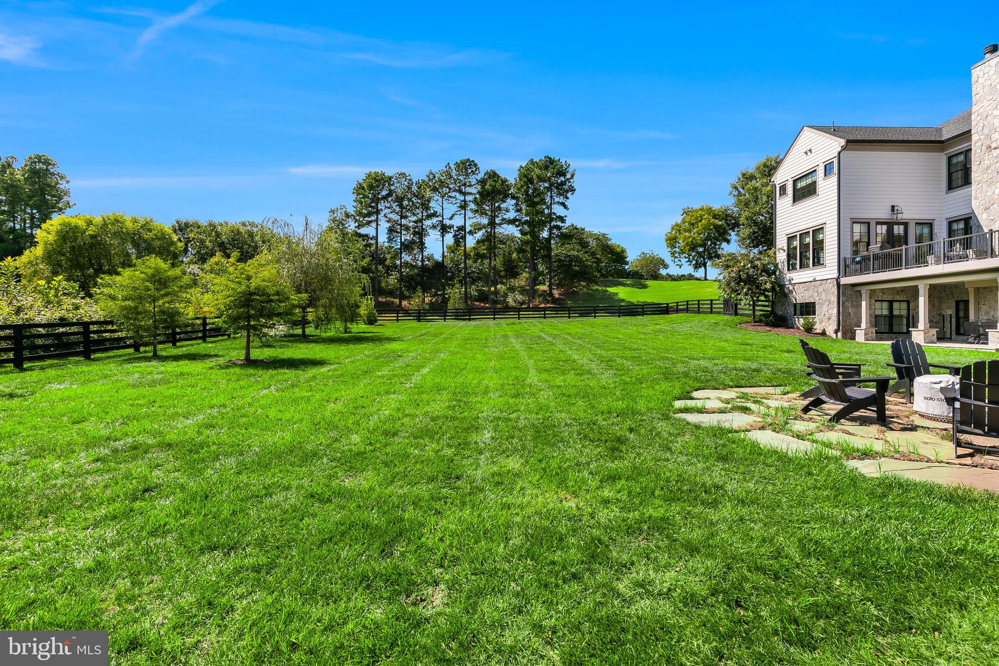 CREIGHTON FARMS - Residential