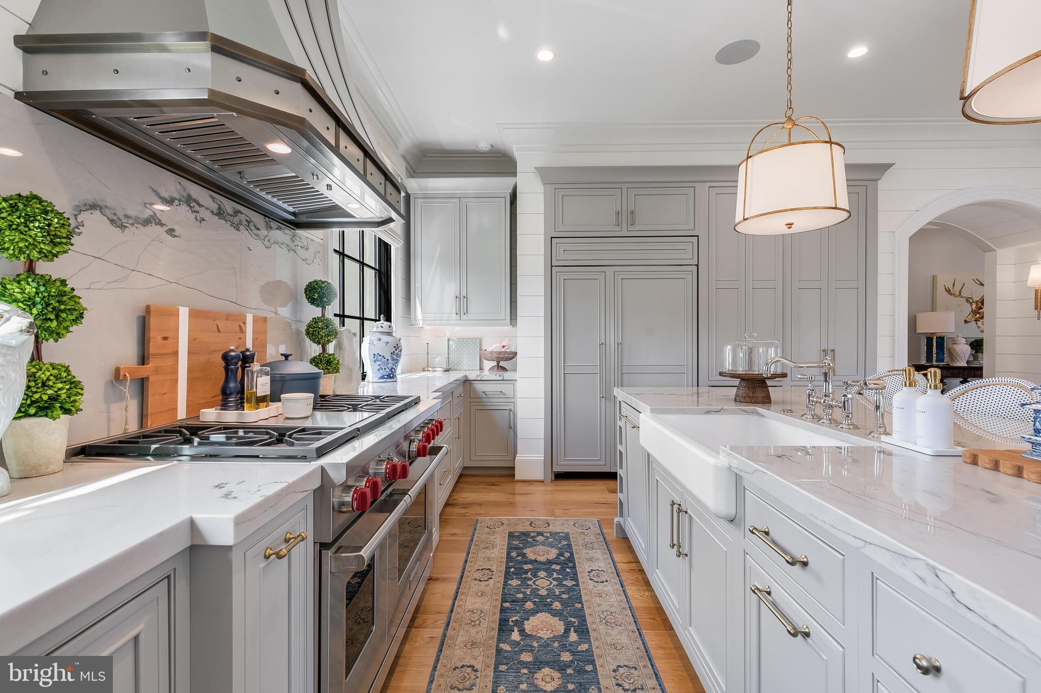 CREIGHTON FARMS - Residential