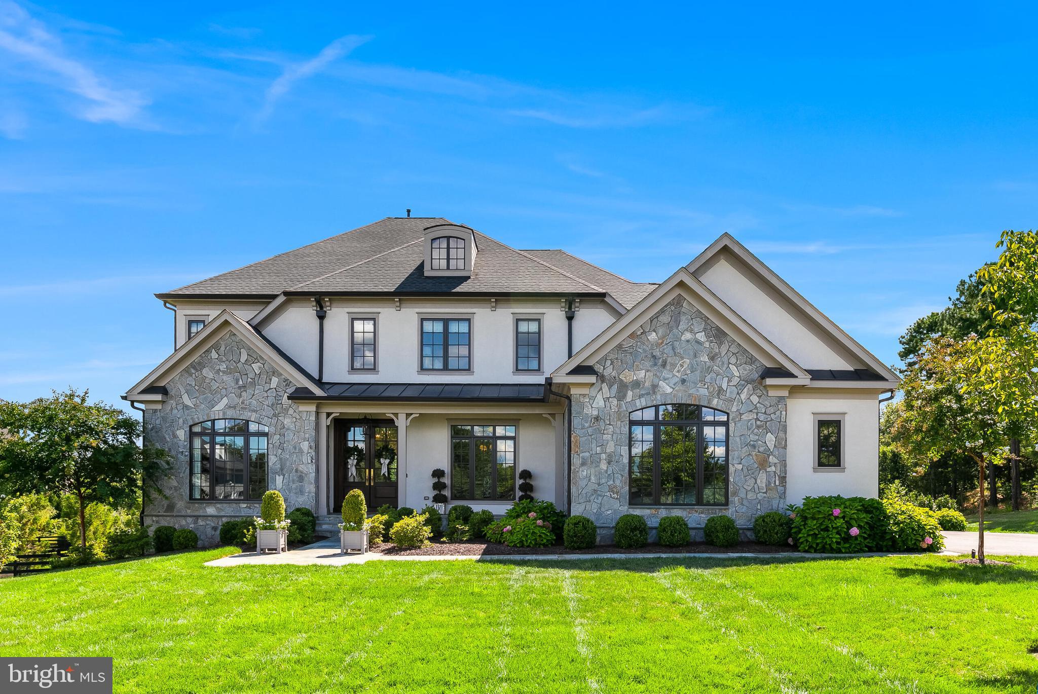 CREIGHTON FARMS - Residential