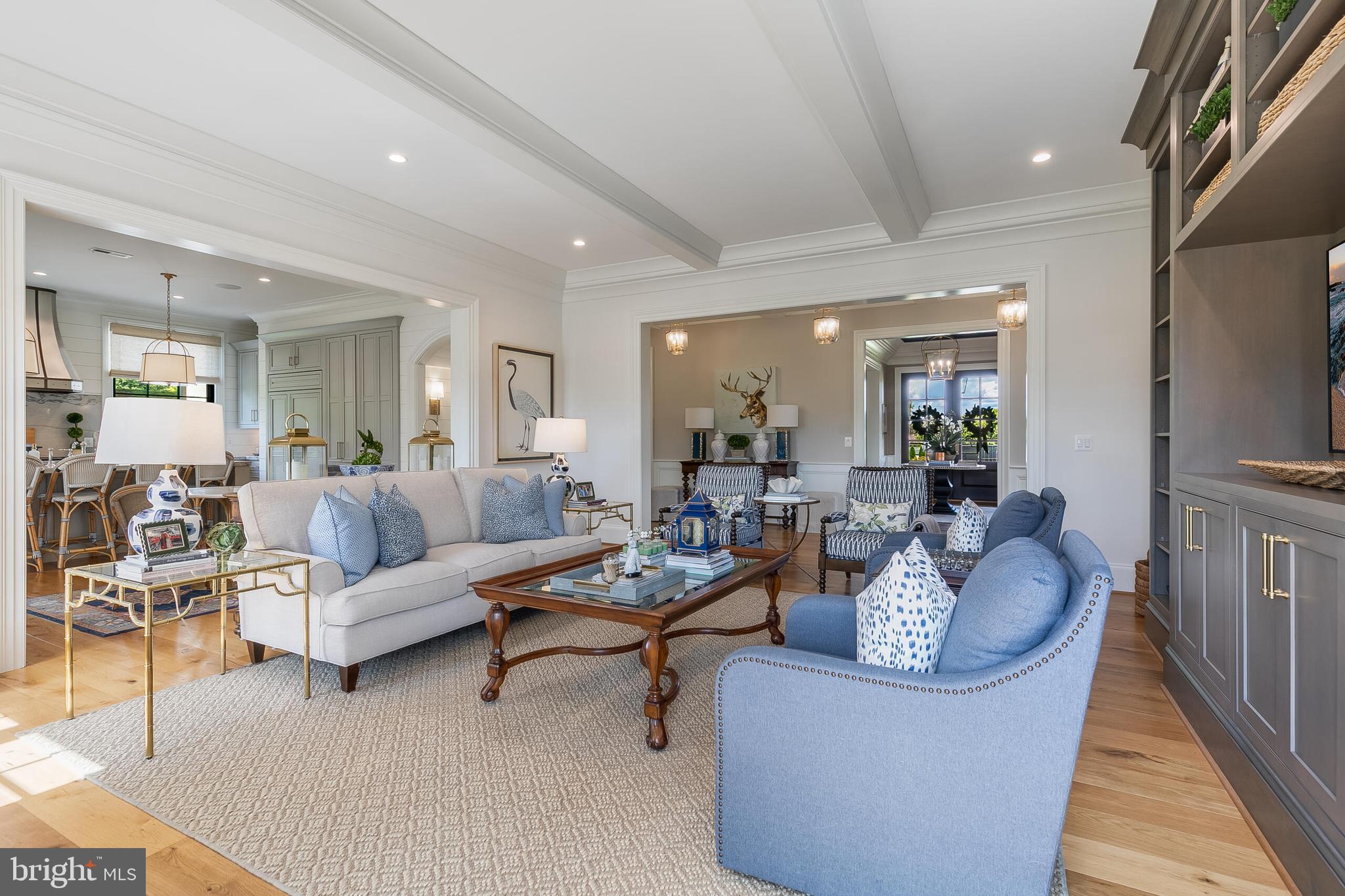 CREIGHTON FARMS - Residential